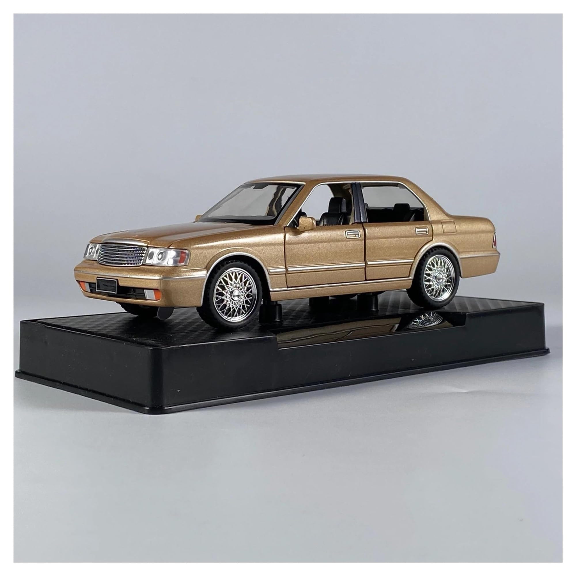 Bankoto Gold Diecast Car For Toyota For Crown Diecast Model Car Collectible