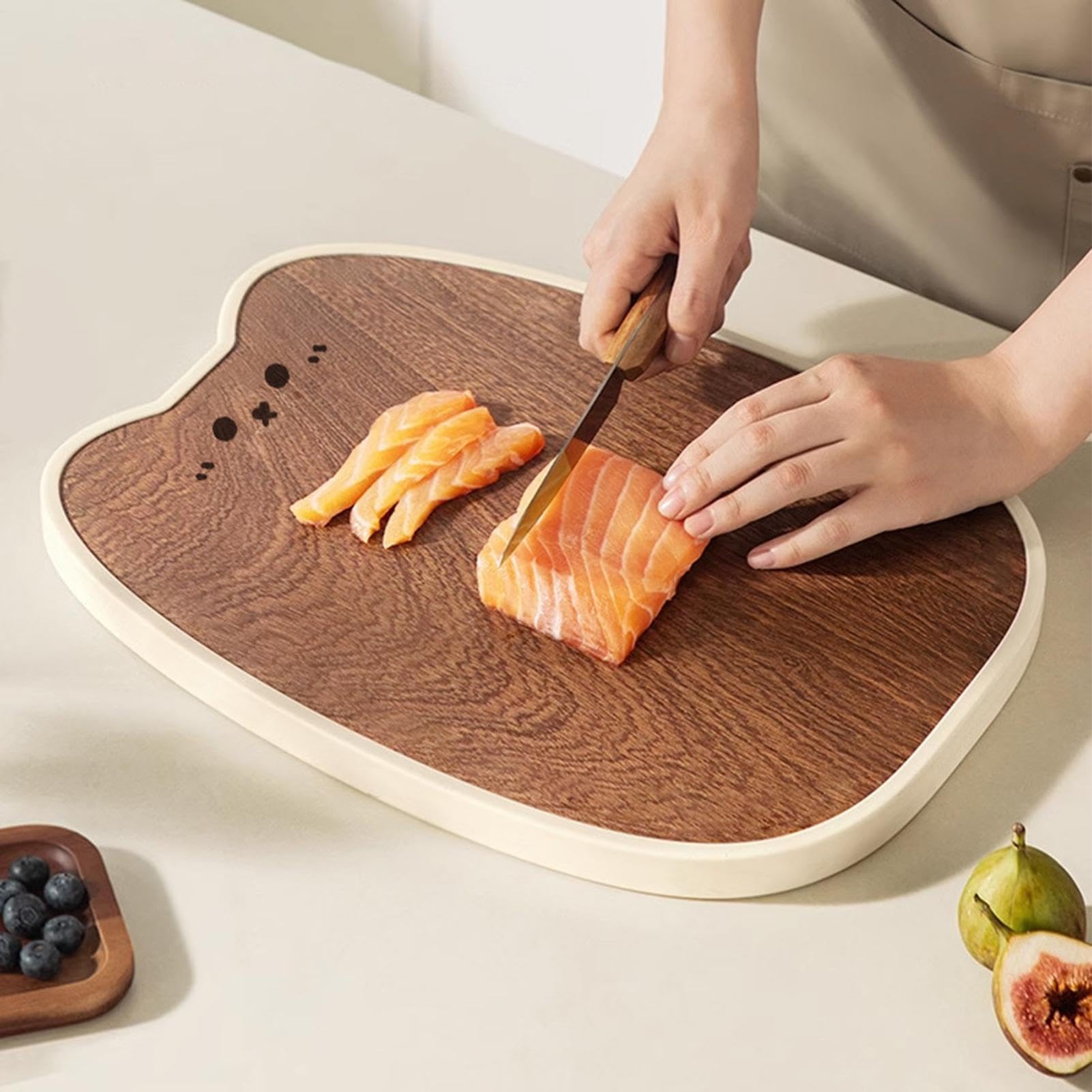 Petite planche à découper en bois double face avec