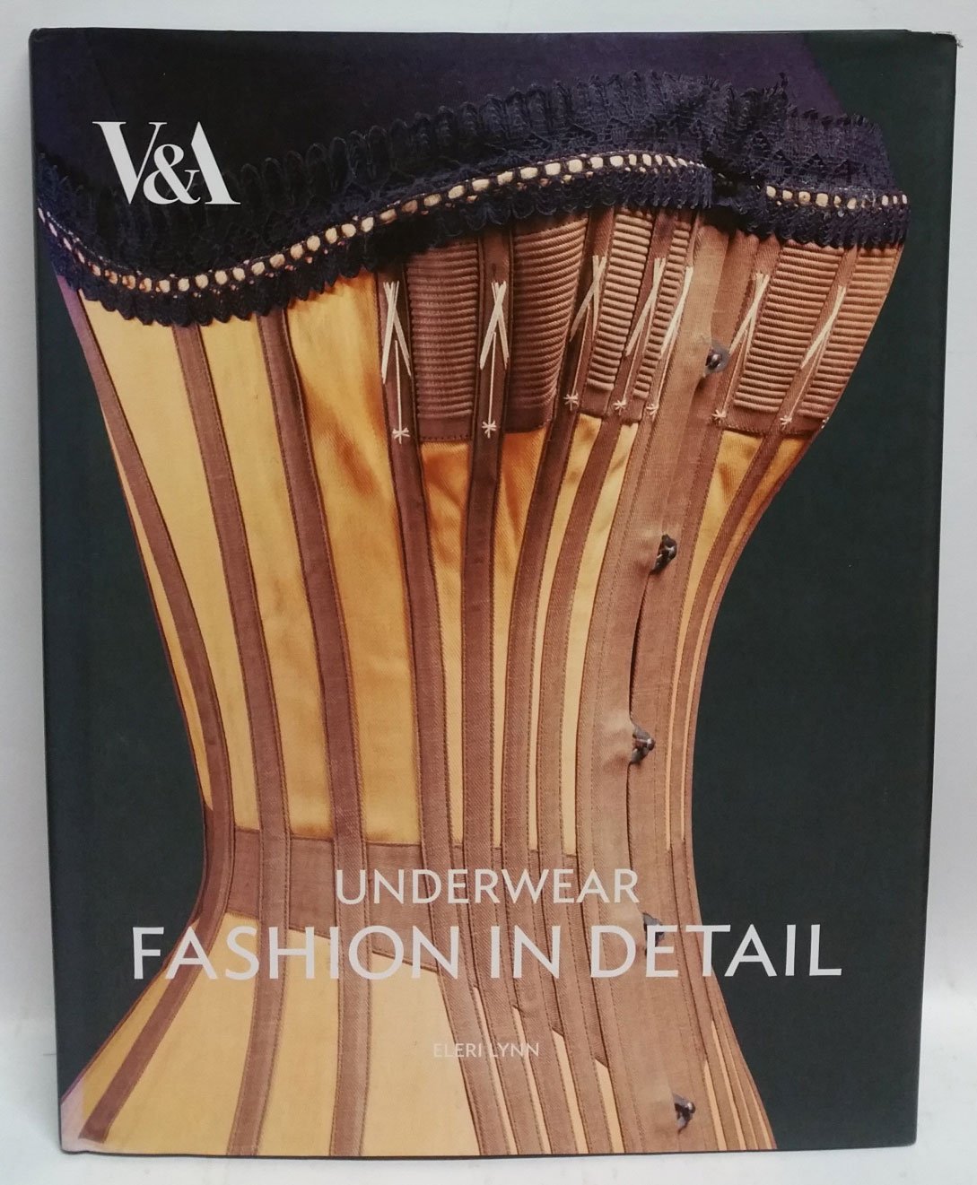 Underwear: Fashion in Detail pour apprendre à dessiner la lingerie