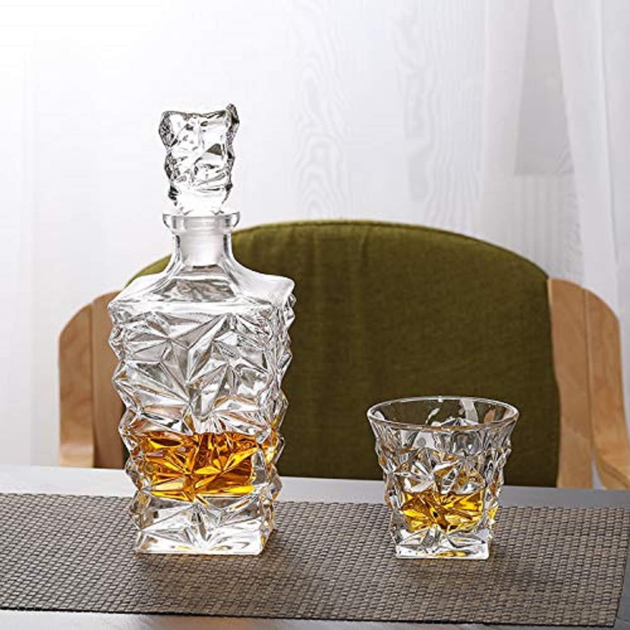 Vilon Crystal Clear 7 Pcs Decanter and Glasses Set- Stylish 1 Decanter and 6 Pcs Glass Set - Perfect for Whiskey, Scotch, Wine, Vodka, Tequila, Rum - Image 5 thumbnail