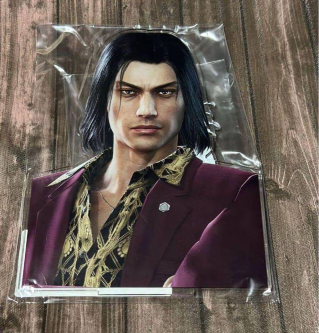 龍が如く 錦山彰 胸像 バッジ 盃ストラップ セット Amazon.co.jp: 龍が如く 錦山彰 胸像 バッジ 盃ストラップ セット