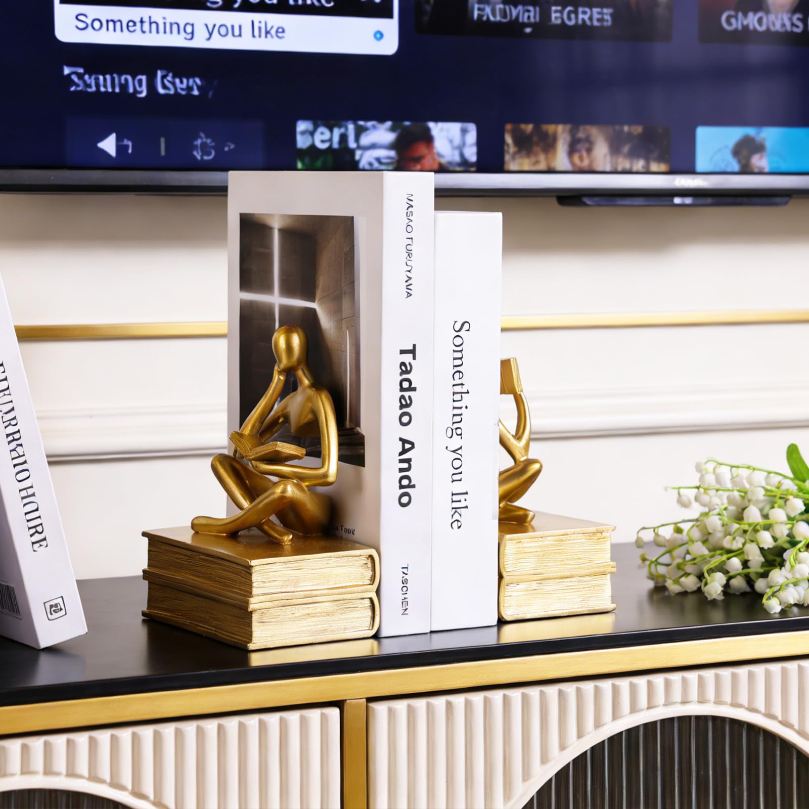 Reading Thinker Statue Buchstützen für Regale, dekorative Buchstützen für Buchliebhaber, einzigartiger Buchstopper für Home Office & Bücherregal-Dekor, modernes goldfarbenes ästhetisches
