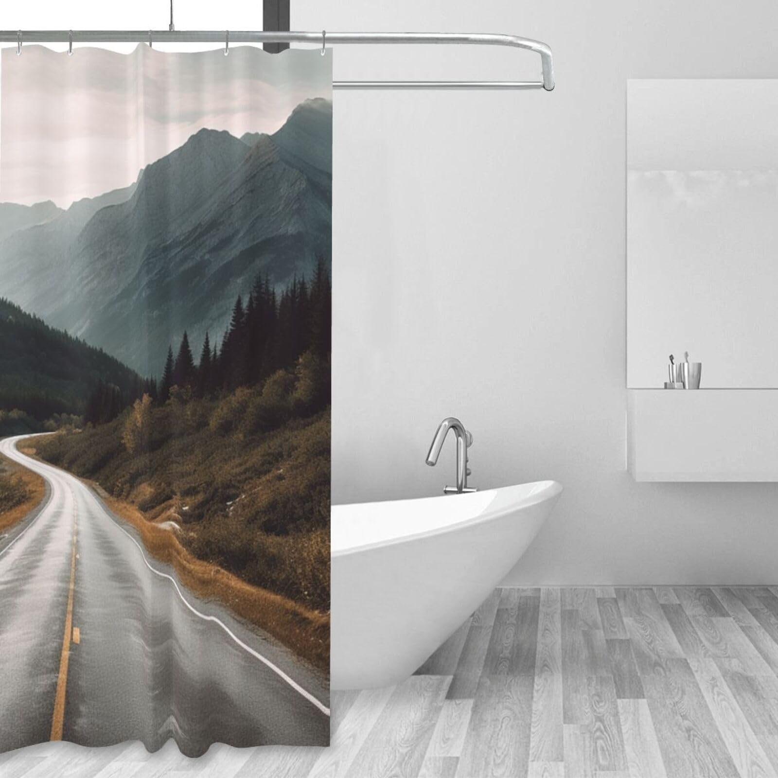 Rideau de douche motif route montagne pour transformer sa salle de bain en oasis
