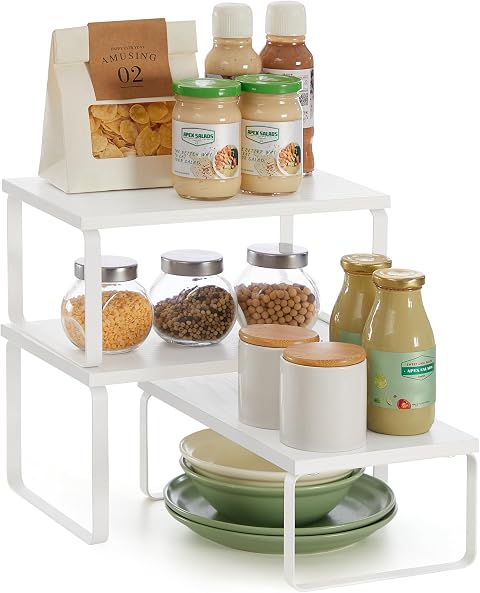 SONGMICS Estante para Especias, Juego de 3, Organizador de Armario, Apilables, Especieros Extensibles, Metal y Madera de Ingeniería, Blanco Nieve y Blanco Mate KCS220W01