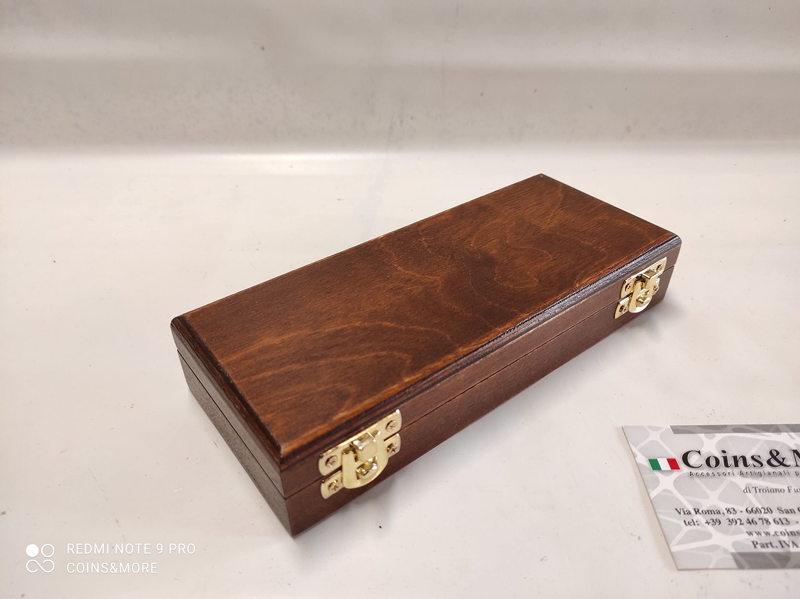 Cofanetto in legno per monete e medaglie da collezione, 3 scomparti da 50x50 mm con velluto personalizzabile, custodia monete da collezione artigianale made in Italy – Coins&More