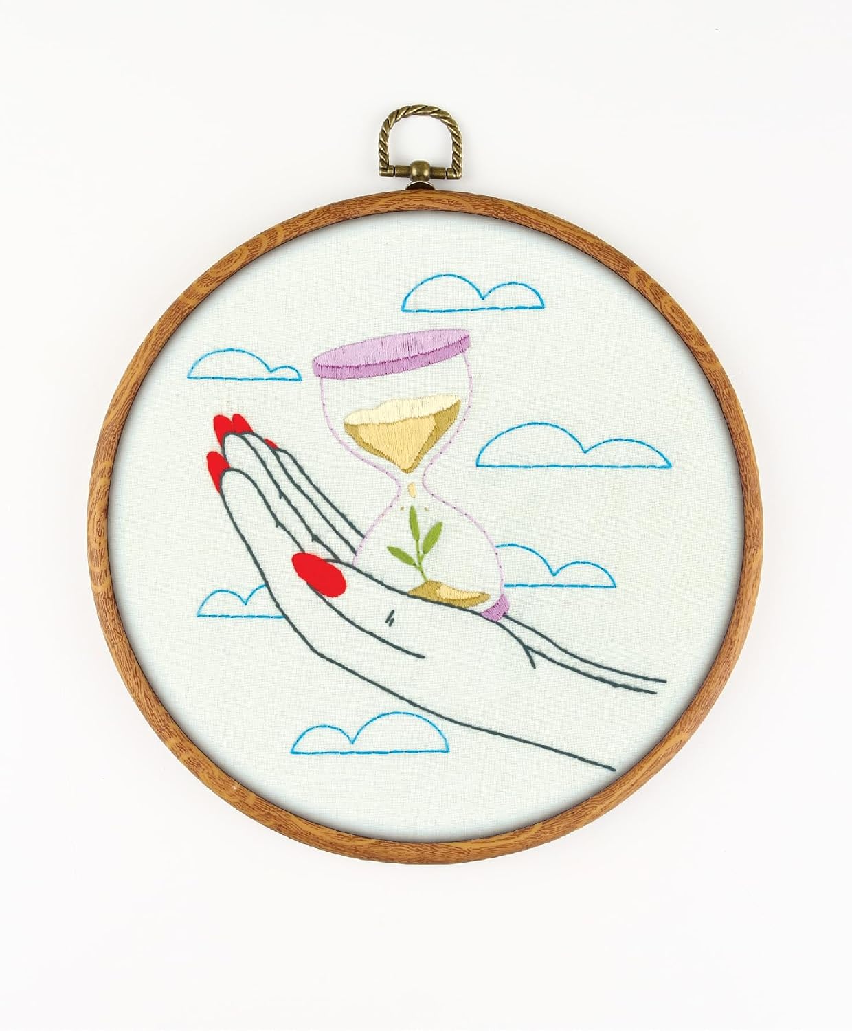 Time in Your Hands EM410 - DIY Embroidery Kit. Set of Threads, Needles, Stamped Cloth, Needle Threader, Embroidery Clippers and Printed Color Pattern Inside.