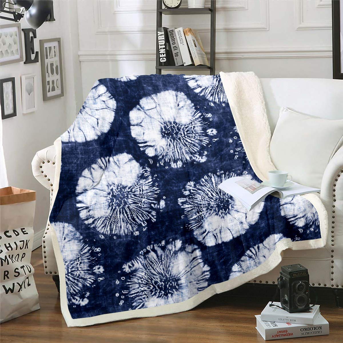 Loussiesd Tie Dye for Couch Sofa Travel Boho Psychedelic Fleece Blankets Decorative Hippie Blue Tie Dye Sherpa Blankets Bohemian Gypsy Plush EEEEEs King 87"*94" — image 1