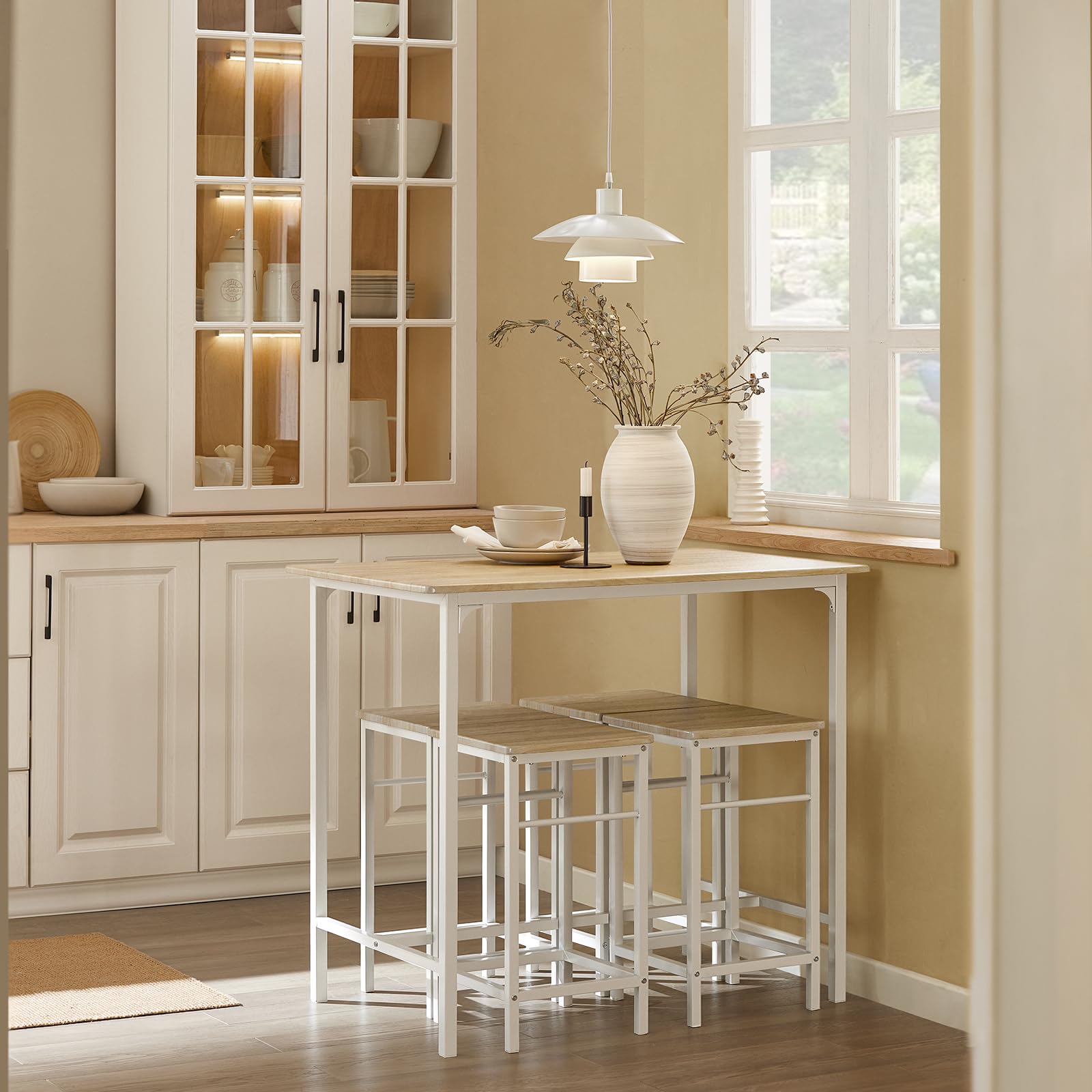 SoBuy Set Tavolo da Bar Alto con 4 Sgabelli Tavolo Salvaspazio per Cucina Piccola e Balcone, Stile Industriale Moderno Tavolino Alto da Esterno per Giardino o Terrazzo OGT11-WN