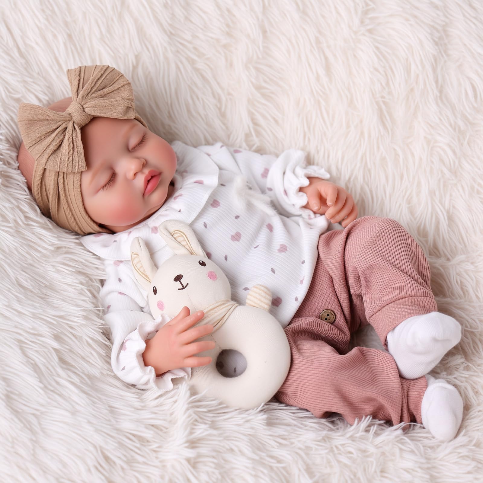 BABESIDE Reborn Baby Puppe, Realistische Babypuppe mit Stoffkörper | Baby Puppe, Geschlossene Augen, Bewegliche Glieder, Anzieh- und Pflegespiel, Geschenk für Kinder ab 3 Jahren