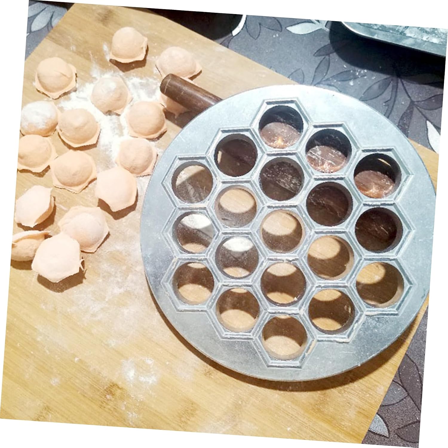 COLLBATH 19holes Metal Dumpling Maker Mould Dumpling Press for Efficient Cooking