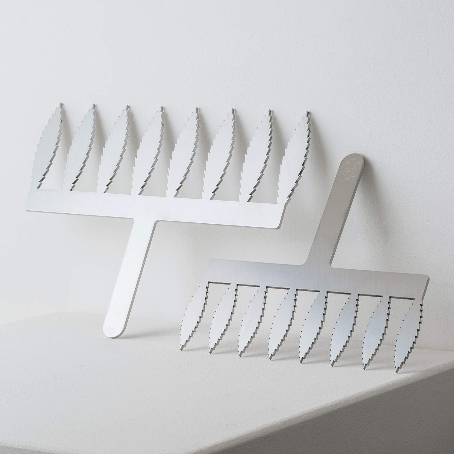 20FH02L Frank Haasnoot Chocolate-Decoration Tool, Feather Comb 3-1/8 Inch High