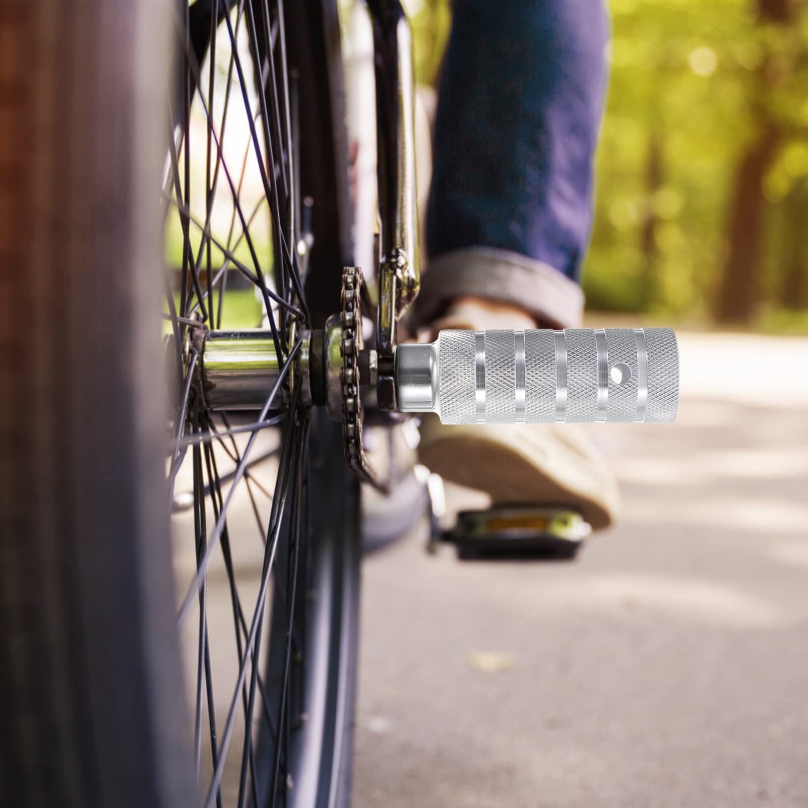 自転車 ステップ 二人乗り Amazon iplusmile 自転車ステップ ハブステップ 二人乗り アルミ合金 丈夫 安定性 取り付け簡単 滑り止め 自転車用 2本セット 銀 iplusmile BMXペグ