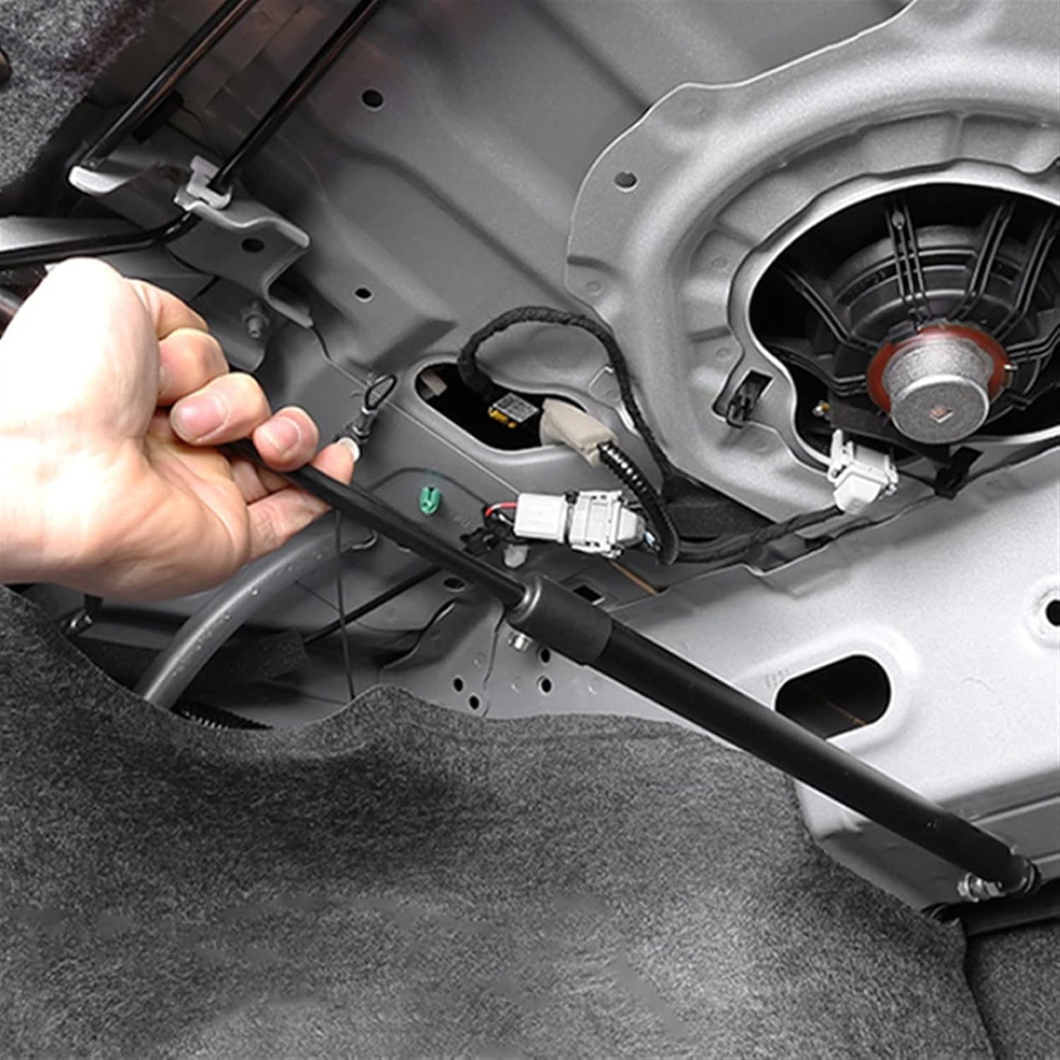 Refit Rear Door Trunk Support Hydraulic Rod Strut Spring Bars Gas Shock Bracket for Auto Parts