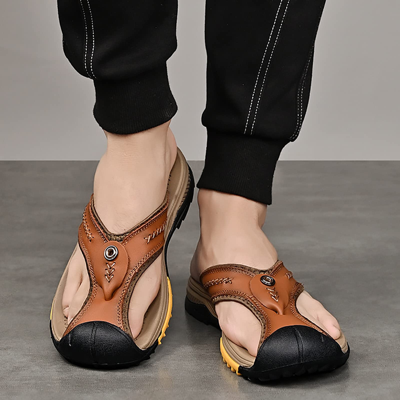 Sandalias para Hombre Cuero Chanclas con Punta Cerrada Verano Zapatillas Casuales para Caminar Playa(Size:40 EU,Color:Marrón)