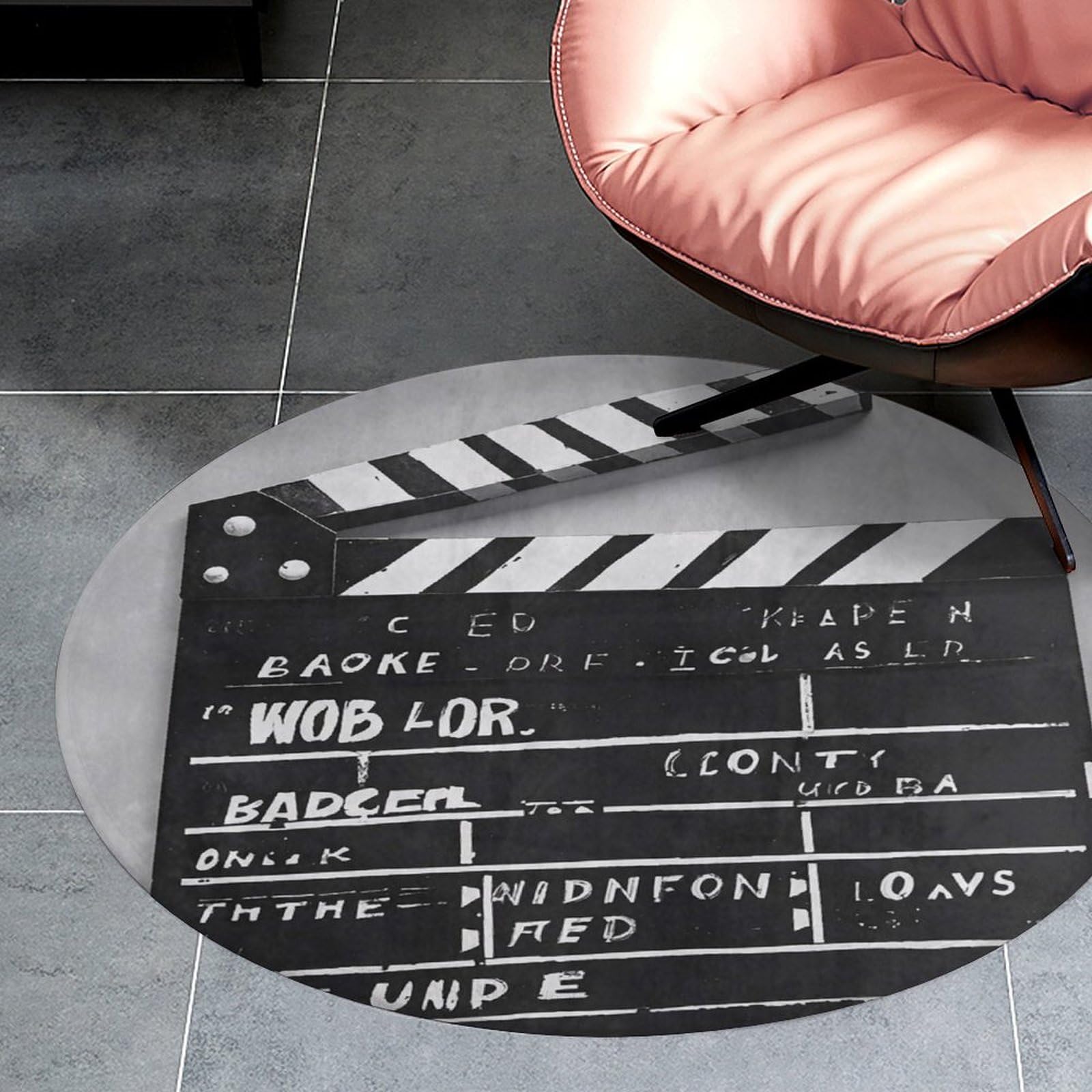 Tapis de chaise noir et blanc pour protéger le sol