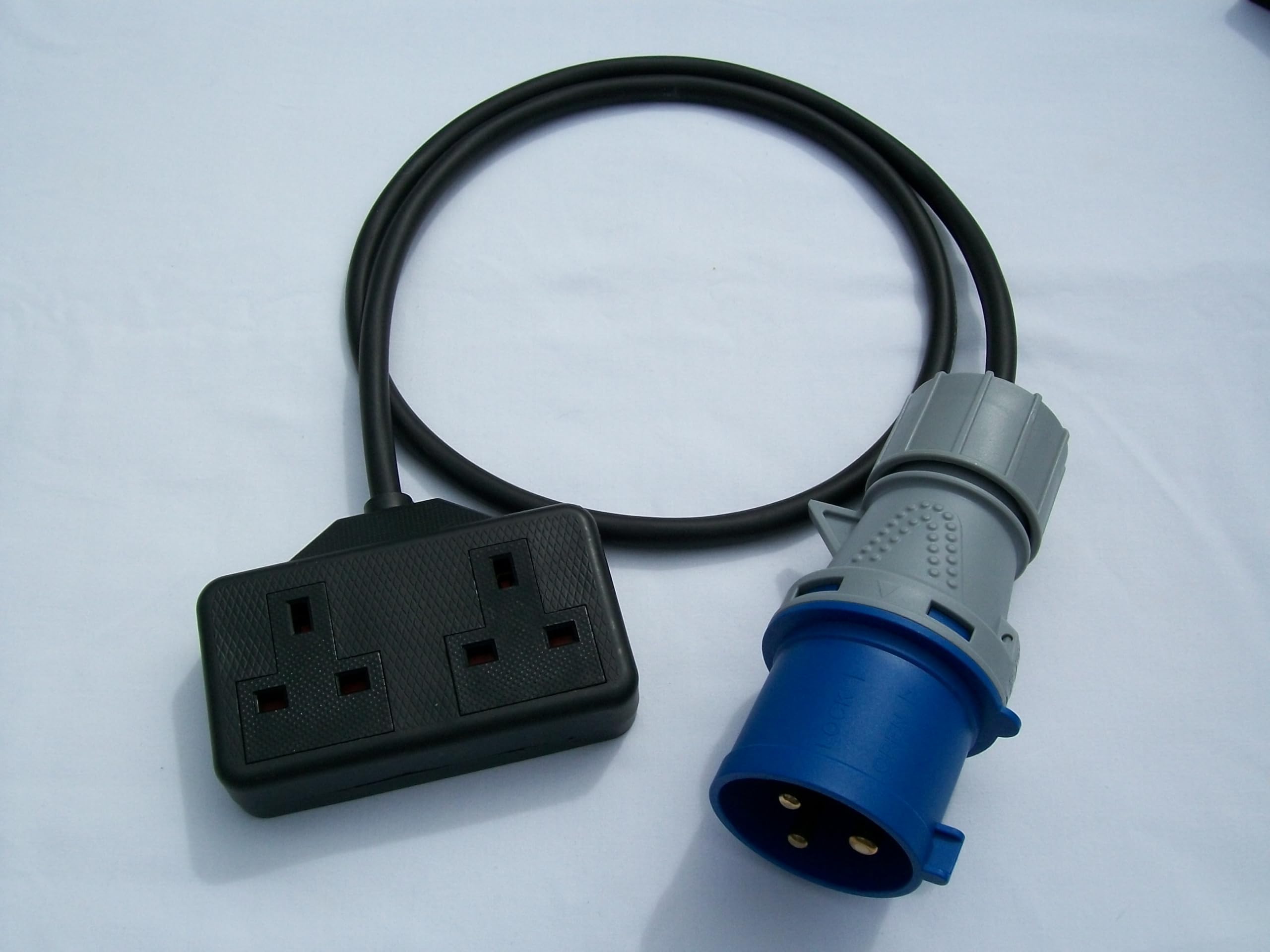 Generator 32 Amp Plug To 13 Amp Twin Socket 1.5mm rubber cable (1 Metre)