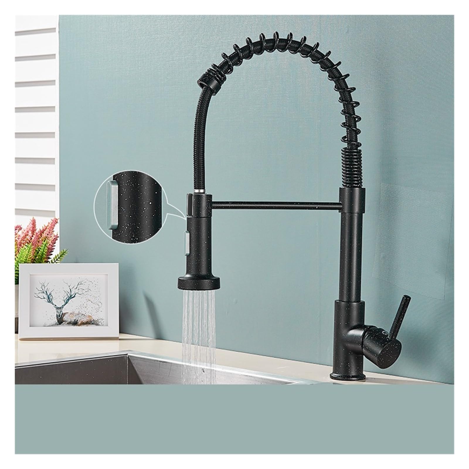 Mitigeur de cuisine noir mat pour simplifier la vaisselle au quotidien
