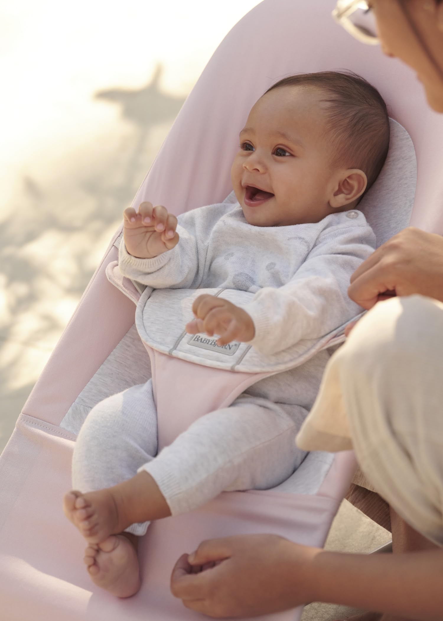 BabyBjörn Babywippe Balance Soft, Gewebt/Jersey, Hellrosa/Grau