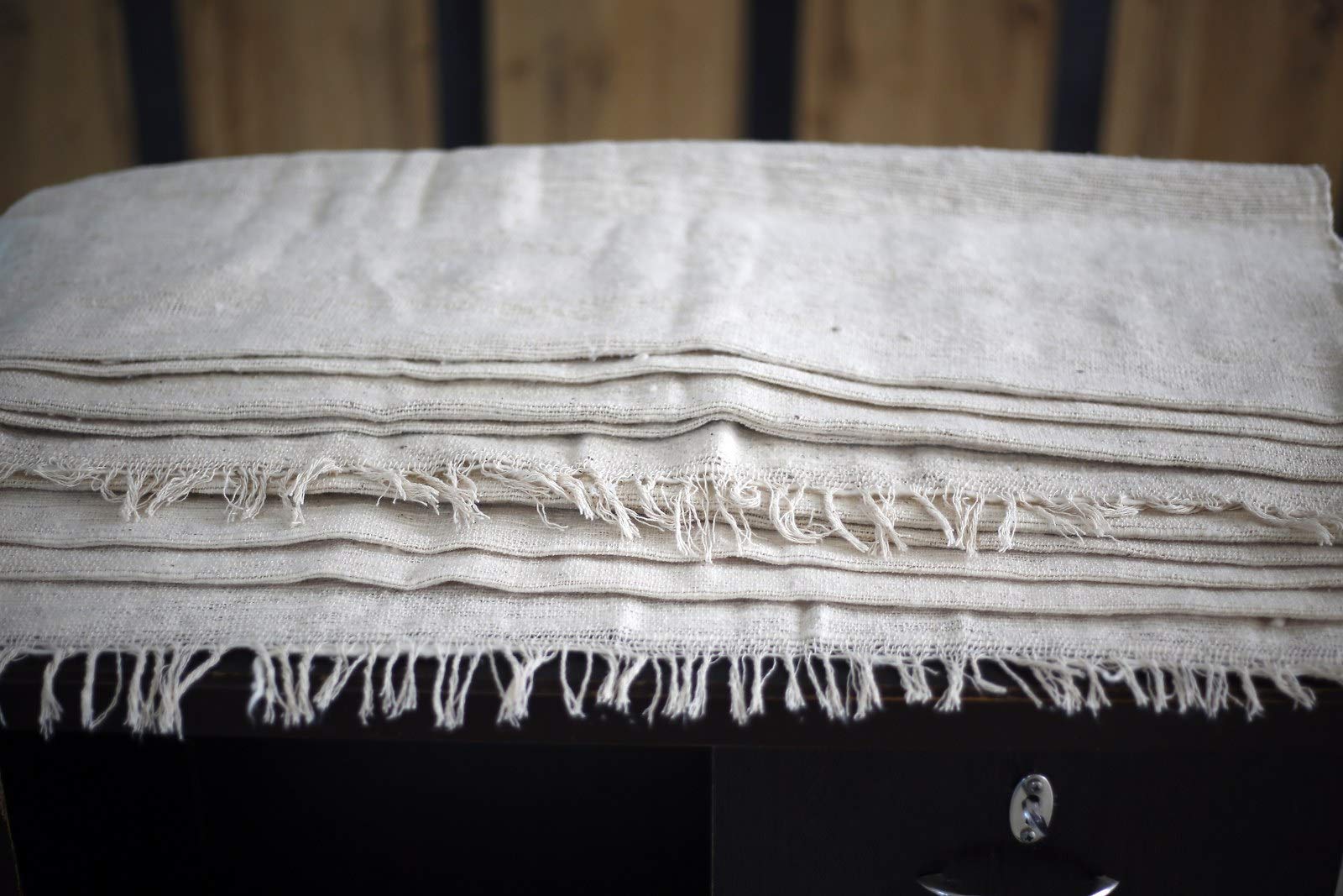Trade Star, tessuto autentico a mano, tessuto khadi organico per abbigliamento, tessuto indiano da tappezzeria per arredamento casa, tessuto etnico per trapuntatura 330 GSM (modello 2, 5 metri)