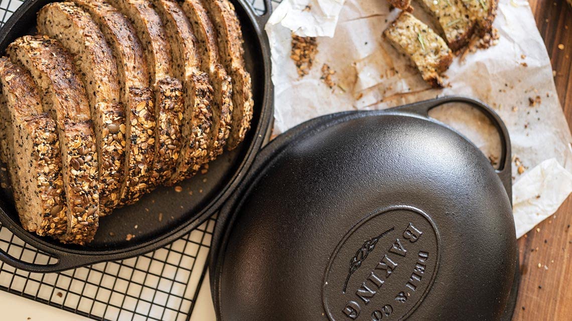 Deli&Co. Baking PreSeasoned Cast Iron Bread Pan Multicooker Bake