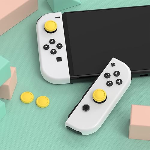Vista 22 de eXtremeRate PlayVital - Tapas para joystick Switch Lite, tapa analógica de silicona para empuñaduras de pulgar OLED Joycon - Gris claro