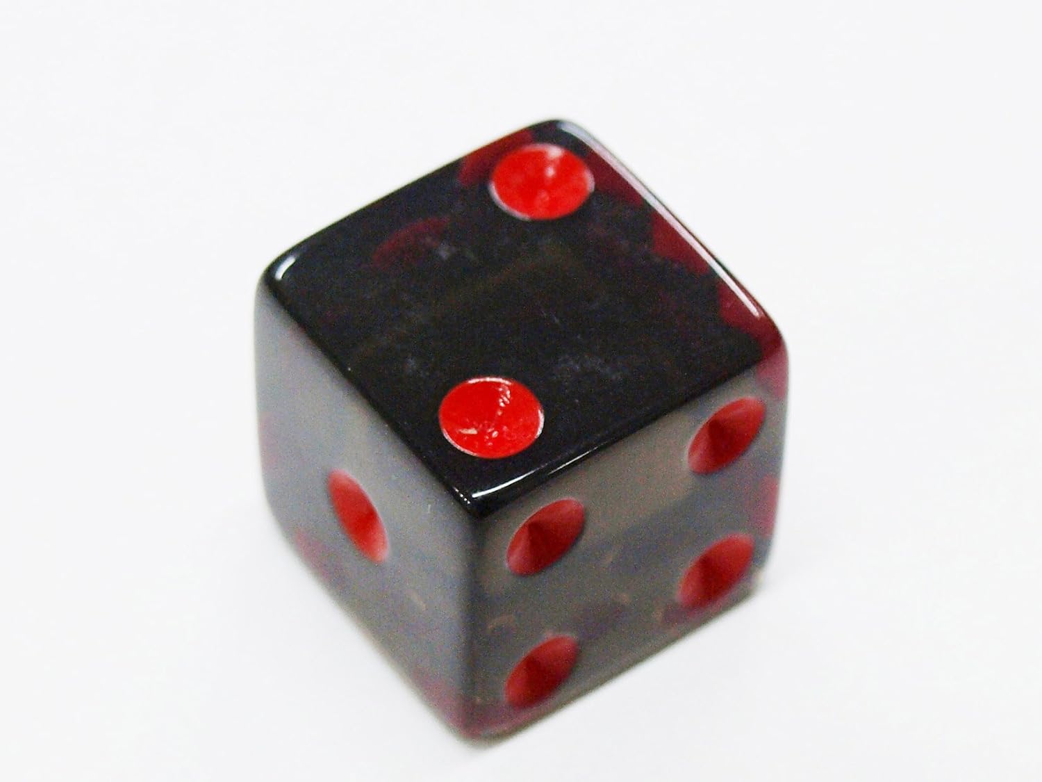 16mm d6 Square Cornered Translucent Dice, Smoke w/ Red