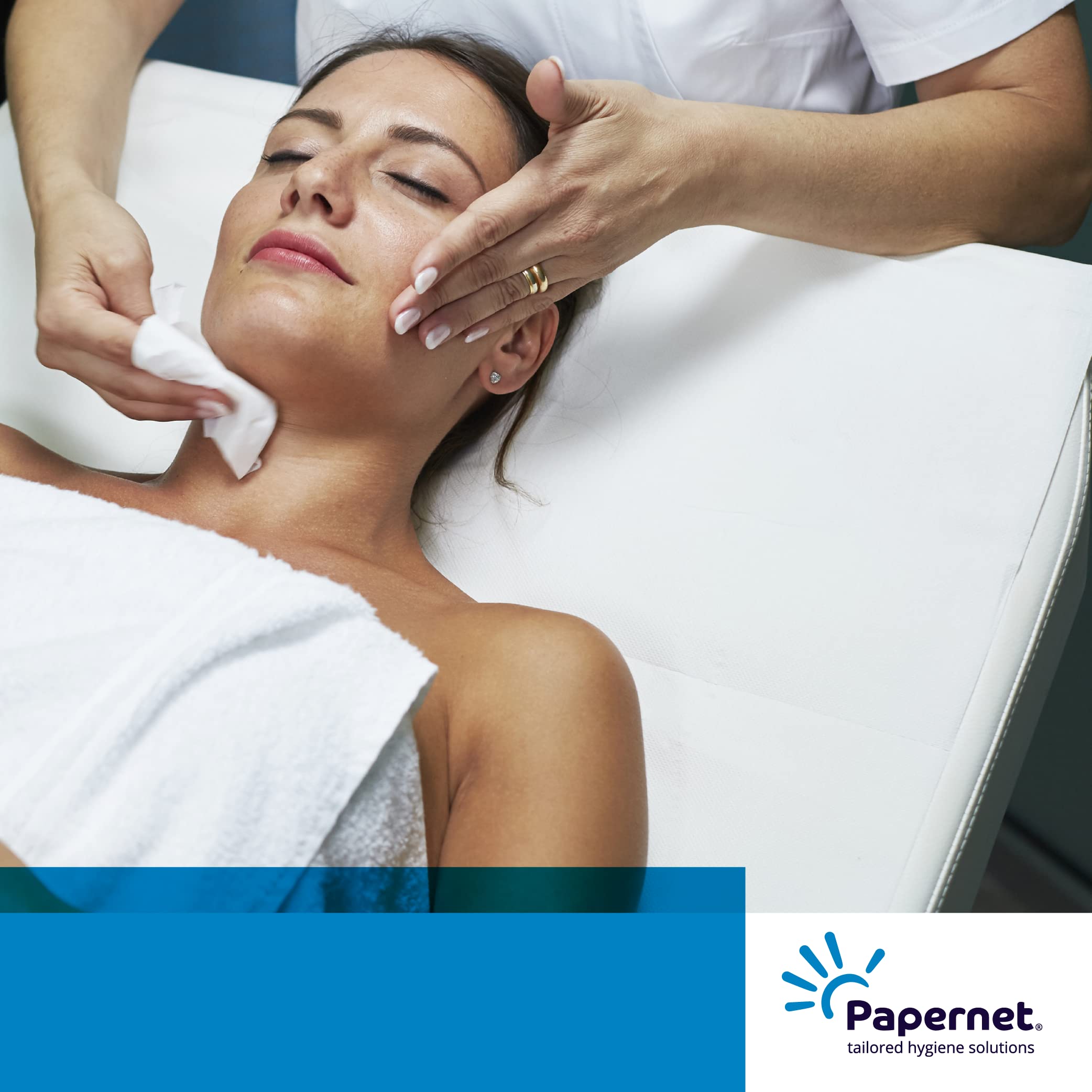 Papernet Defend Tech - Medizinische Liegeabdeckung (419287), Hygienische Einweg-Rolle aus reiner Zellulose mit antibakterieller Formel, 2-lagiges Papier, 9 Rollen, 143 Blatt pro Rolle