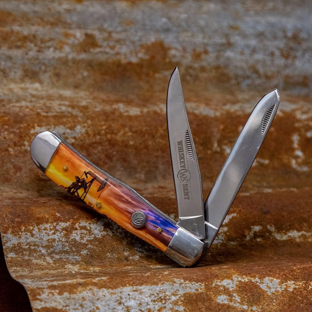 WHISKEY BENT HAT CO. Traditional Trapper Folding Pocket Knife 4.125" Closed Length 440C Stainless Steel Blades (Pump Jack Sunrise)