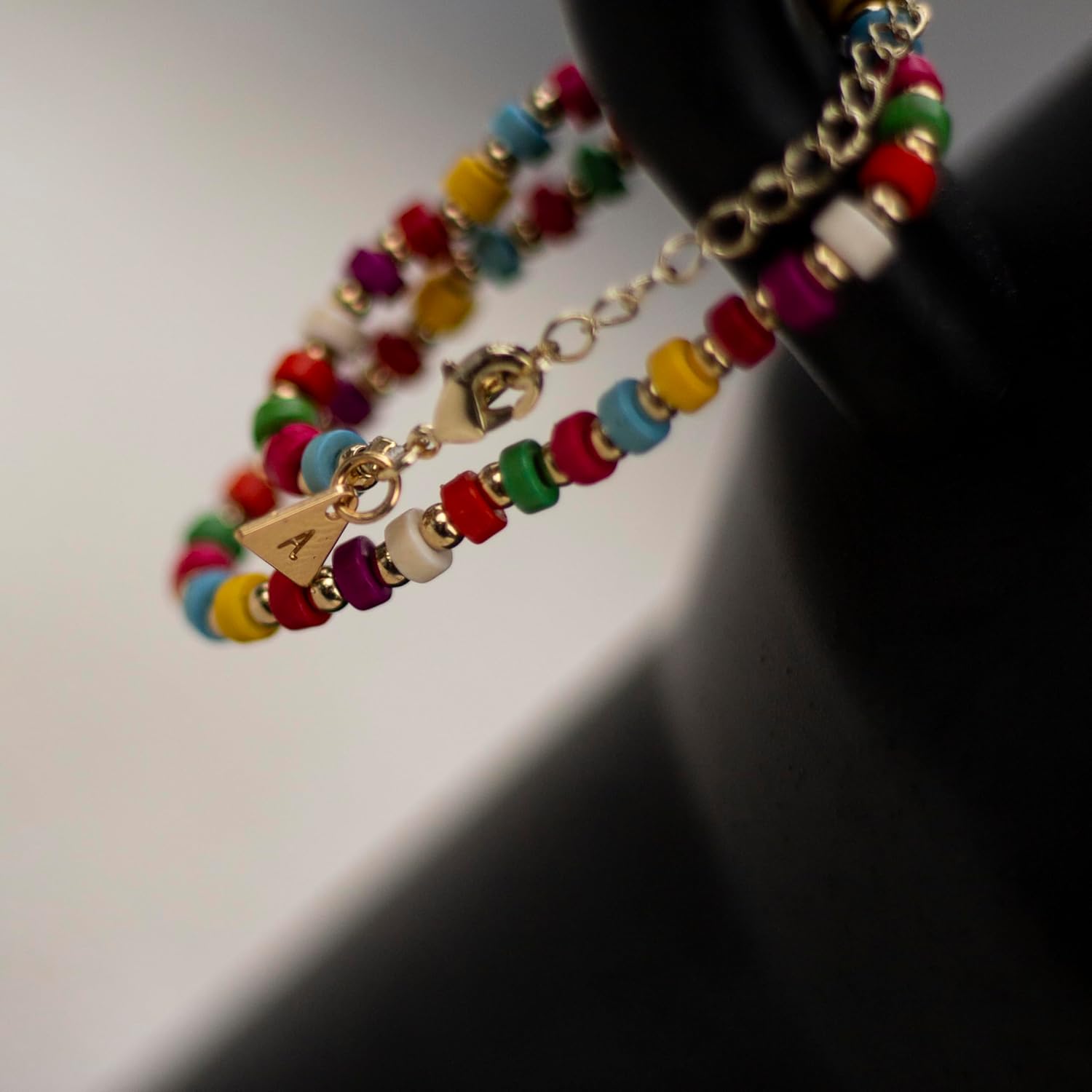 MYKA Persoanlized Colorful Beaded Handle Charm for Cups with Custom Inscription - Gold Plated Clasp (Tropical)