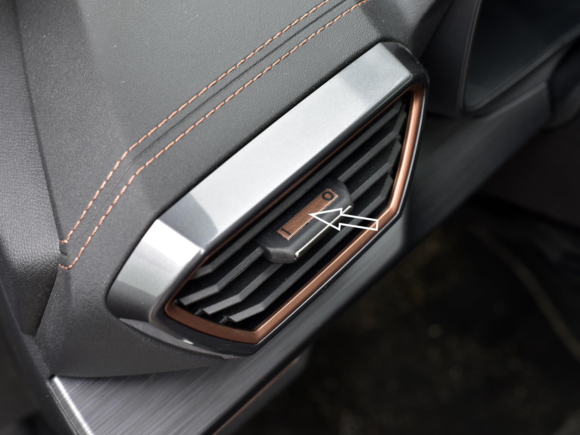 autoCOVR Staalbescherming voor Cupra.Leon/Formentor | COOPER-stijl verf - ontdooiframes | 2 stuks roestvrij staal V1 V2 VZ1 VZ2 VZ3 VZ5 VZ Veloz Edition Leon Tuning Accessoires autoCOVR Staalbescherming voor Cupra.Leon/Formentor | COOPER-stijl verf - ontdooiframes | 2 stuks roestvrij staal V1 V2 VZ1 VZ2 VZ3 VZ5 VZ Veloz Edition Leon Tuning Accessoires