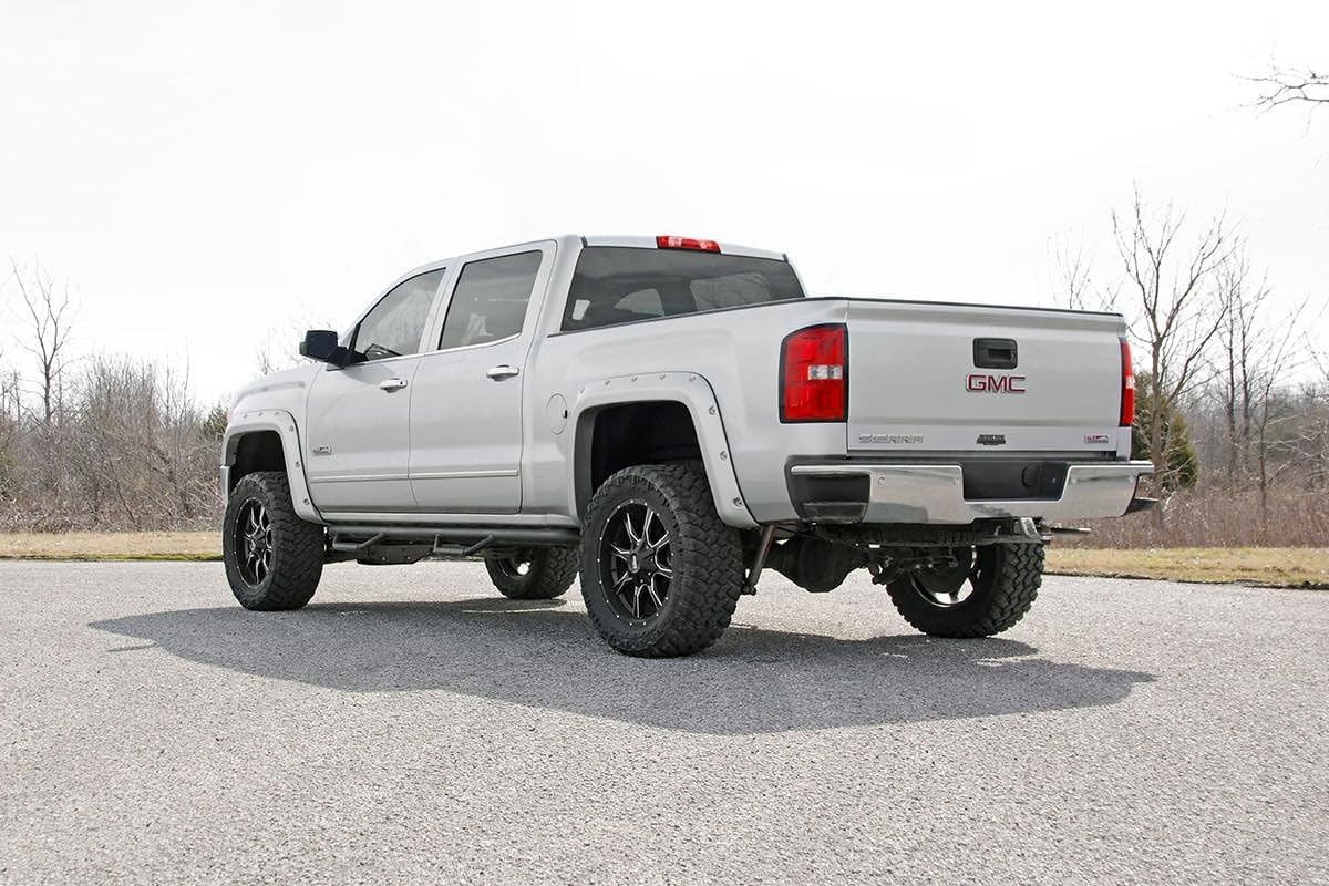 Rough Country 5" Lift Kit w/N3 Struts for 2014-2018 Chevy/GMC 1500 4WD - 22434