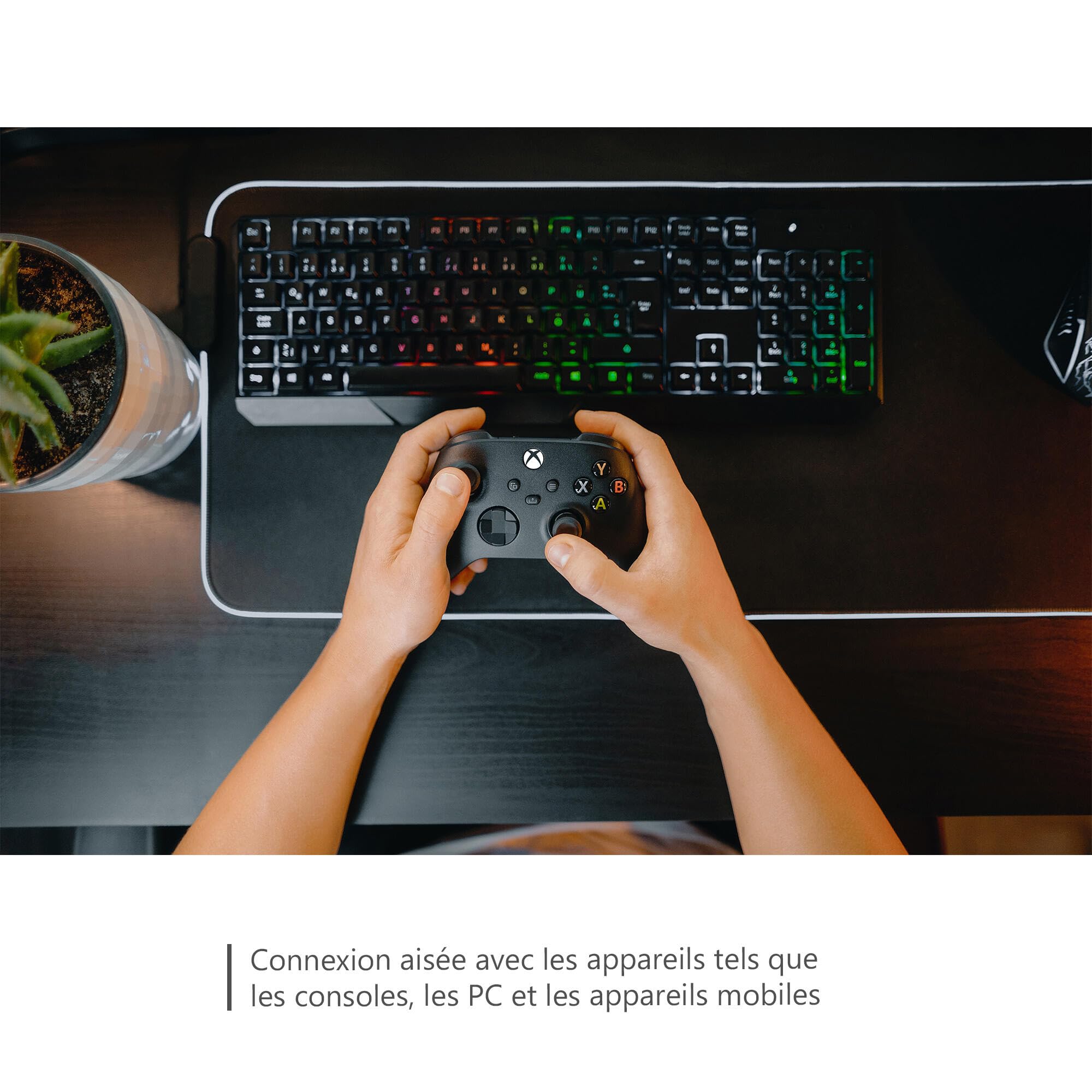 Xbox Manette sans Fil - Carbon Black Pour Xbox Series X, Series S, One, Windows 10 & 11, Android et iOS