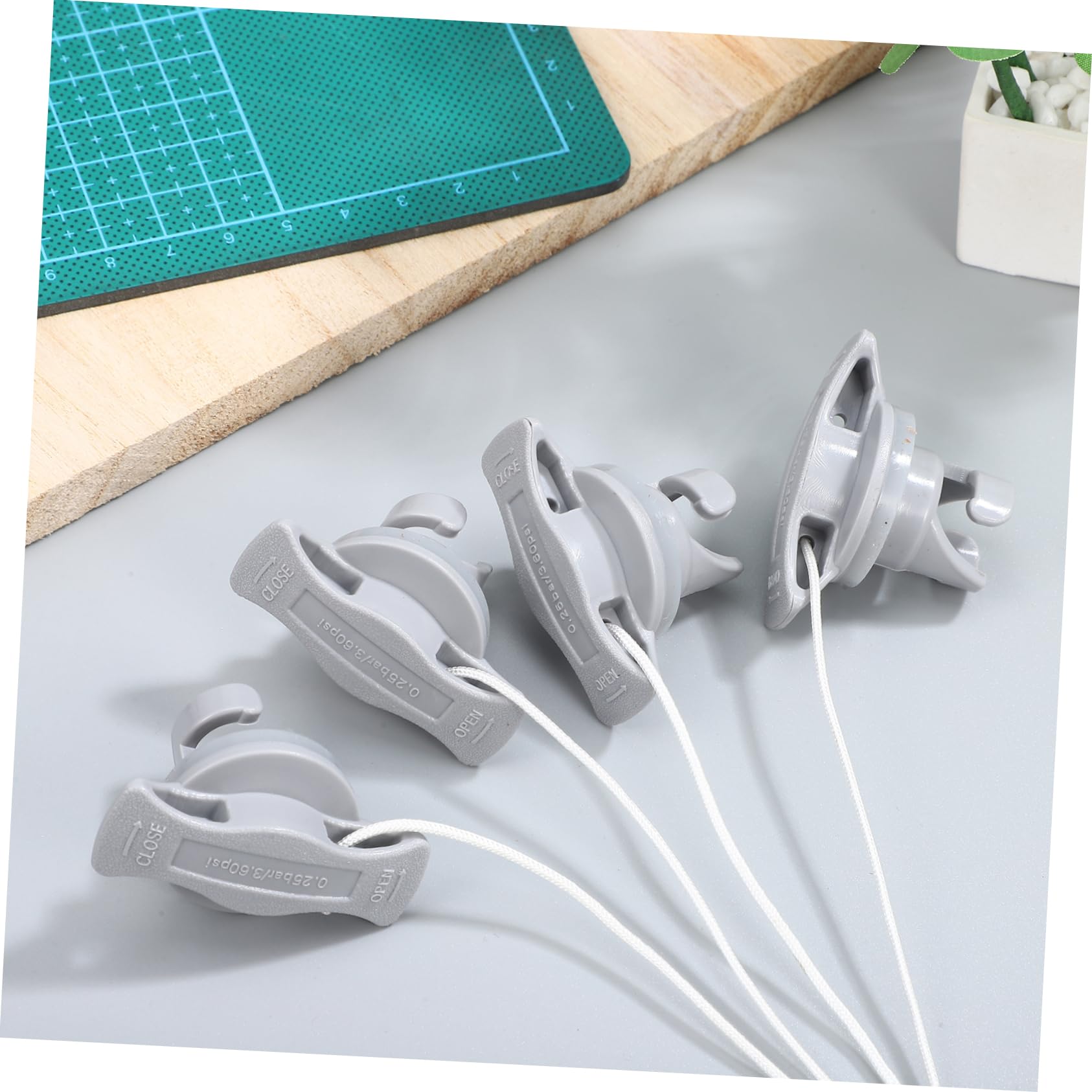 Sosoport Coperchio Valvola dell'Aria Cappucci delle Valvole Coperchio della Valvola dell'Aria Cappucci dello Stelo della Valvola dei Dadi Spina per Coperture Grigio PVC