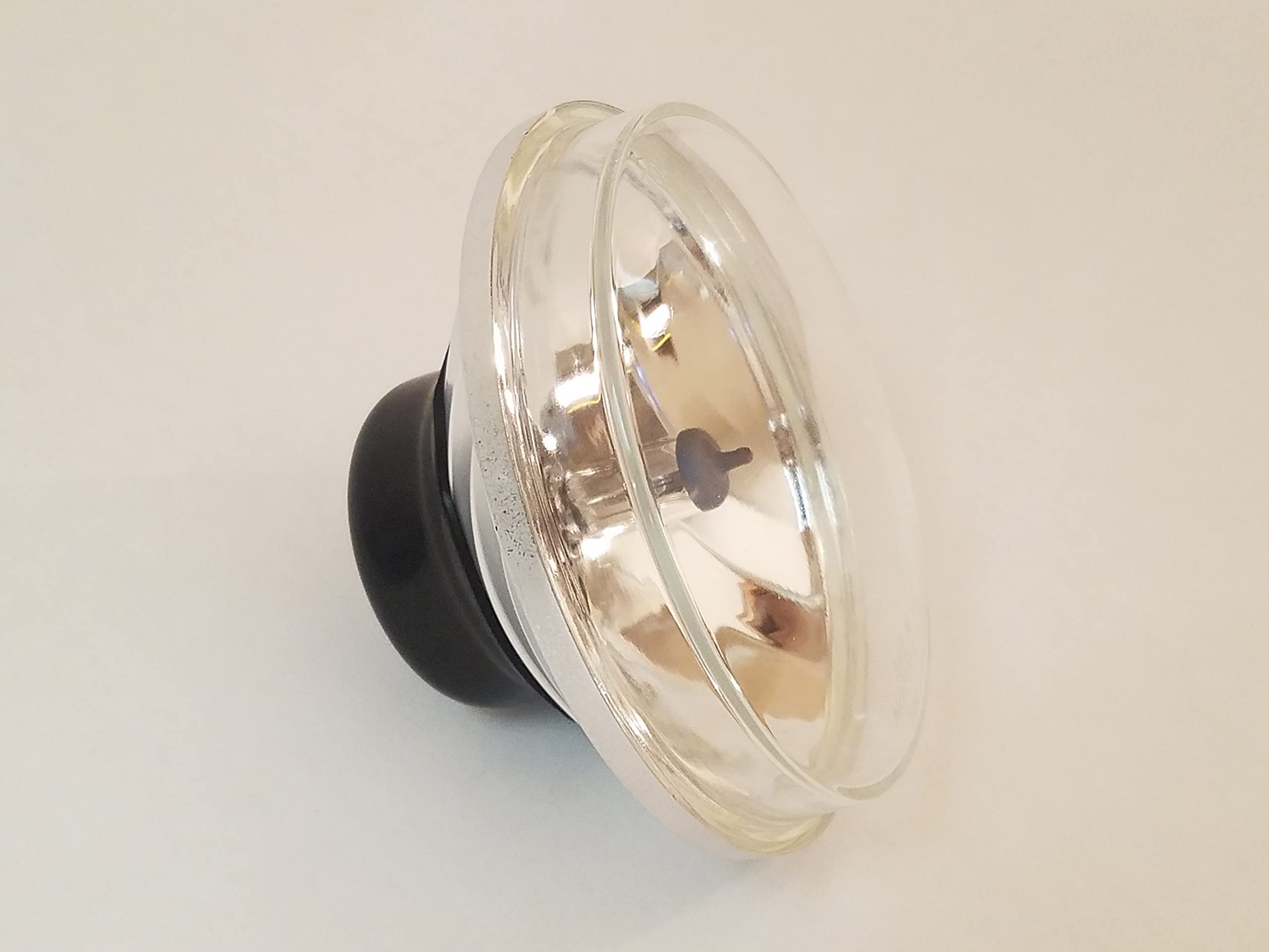 Big Dog OEM Headlight Glass & H4 Bulb - 5-3/4 (2000-11) K9, Mastiff, Ridgeback