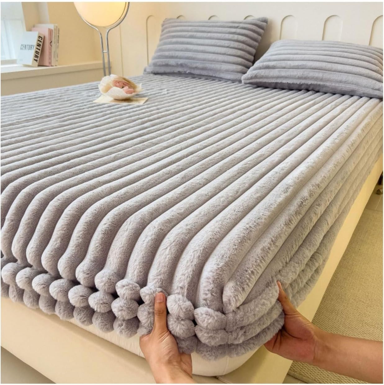 Velvet Fitted Sheet, Soft Plush Fitted Sheet Bedspread, Fluffy Warm Fitted Bed Sheet, Bedcover Mattress Cover with Elastic, Easy Care Mattress Protector for All Beds(Gris,180x200cm(Queen))