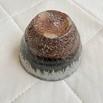 田中孝太　中川自然坊の弟子　唐津焼　朝鮮唐津　ぐい呑　酒器　酒呑　酒盃　2個 Amazon.co.jp: 田中孝太 中川自然坊の弟子 唐津焼 朝鮮唐津