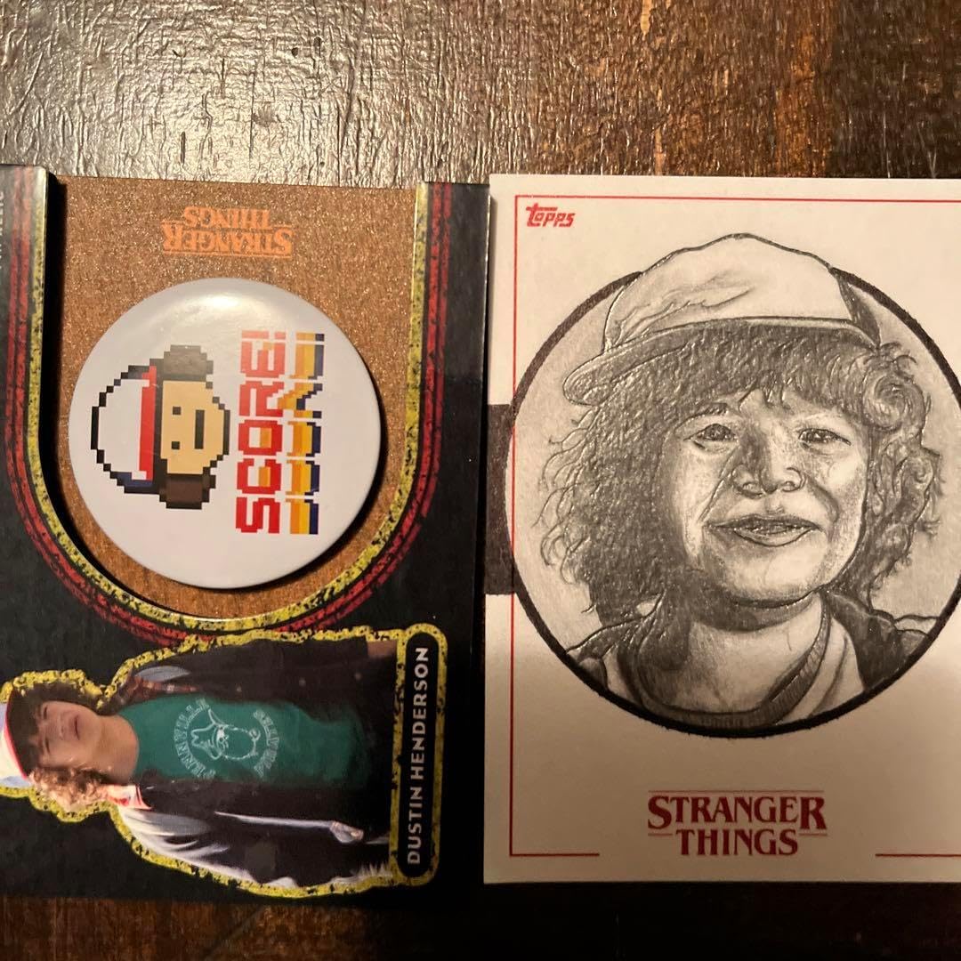 ストレンジャーシングス ダスティン ヒットセット スケッチカード バッジカード ストレンジャーシングス ダスティン ヒットセット スケッチ