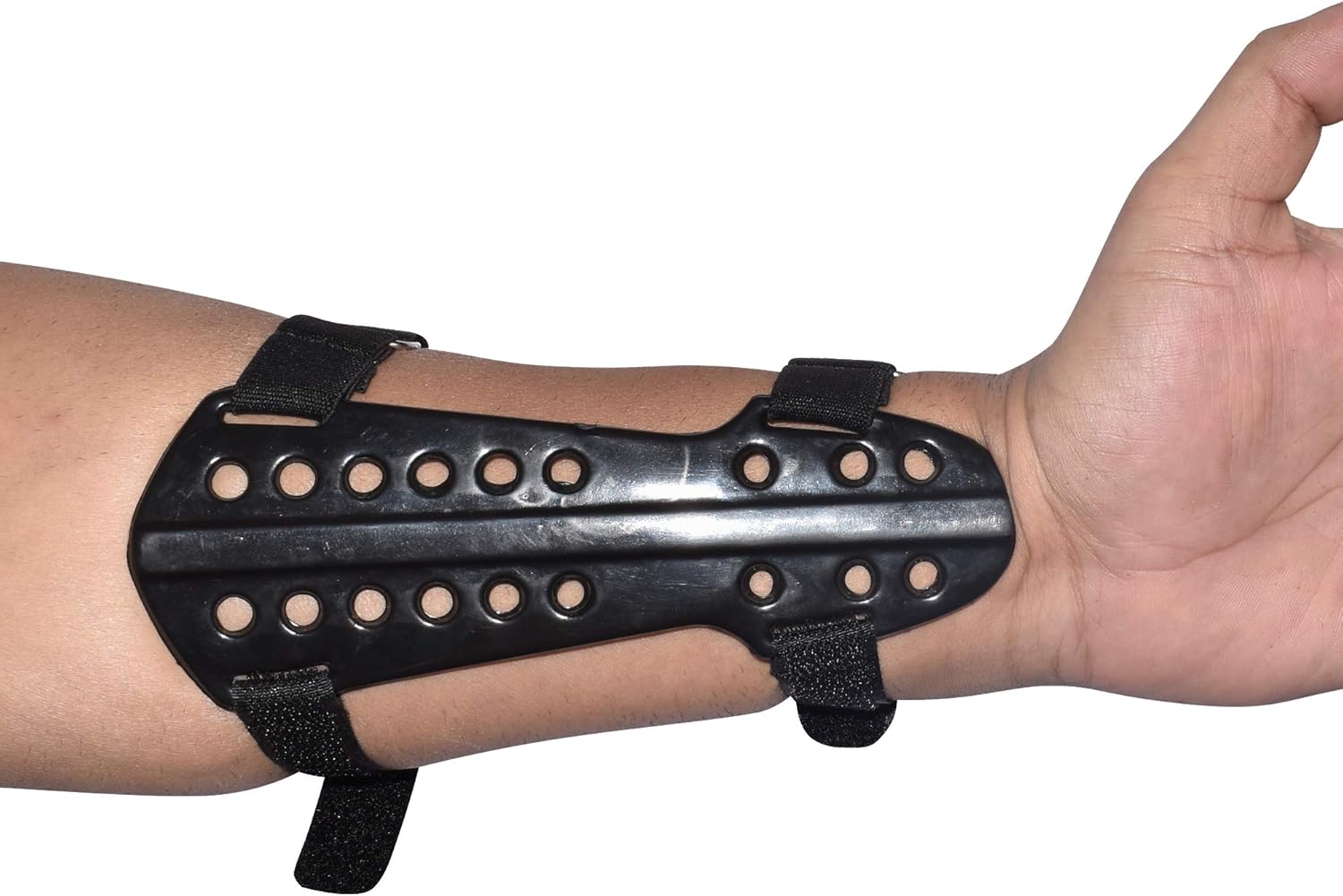 Universe Archery Codura Arm Guards | Bow Arm Protector 2 Strap Archery Guard | High-Grade Adjustable Codura Armguard | Archery Sports Accessories (Black) : Sports & Outdoors