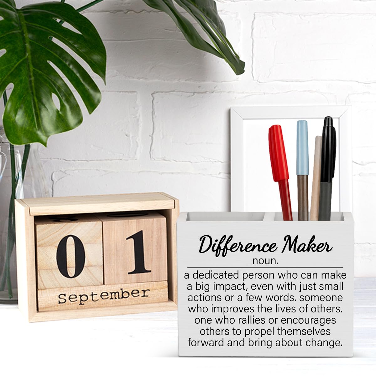 Difference Maker Bosses Day Regali per donne uomini manager divertente decorazione per ufficio per le donne portamatite in legno decorazioni per la festa del capo nazionale regali per leader risorse