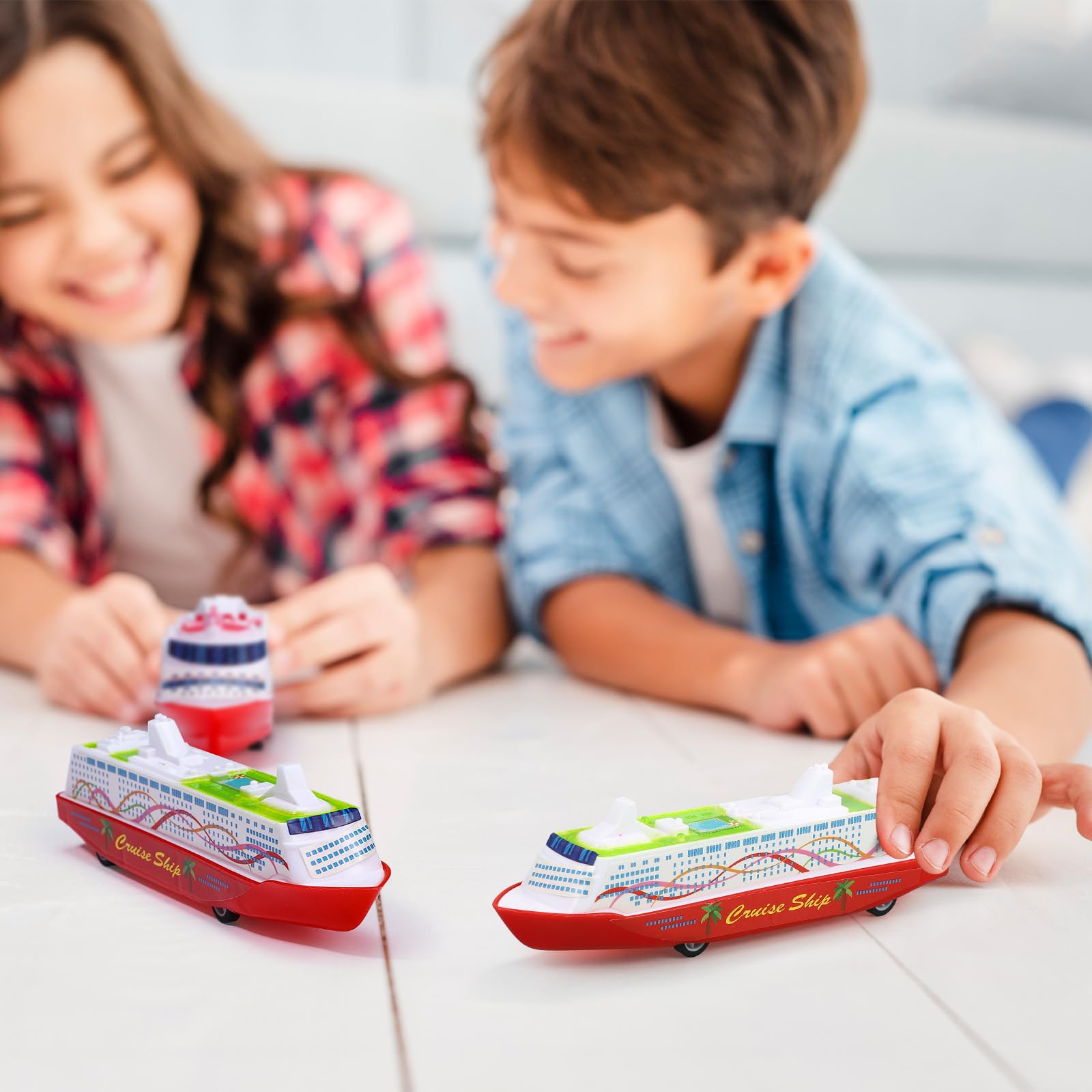 Toyvian Kreuzfahrtschiff Spielzeug Set – 5 Stück Pull-Back Boote Dampfschiffe, 16cm Rückzug Spielzeug für Badewanne Pool Mitgebsel für Kinder