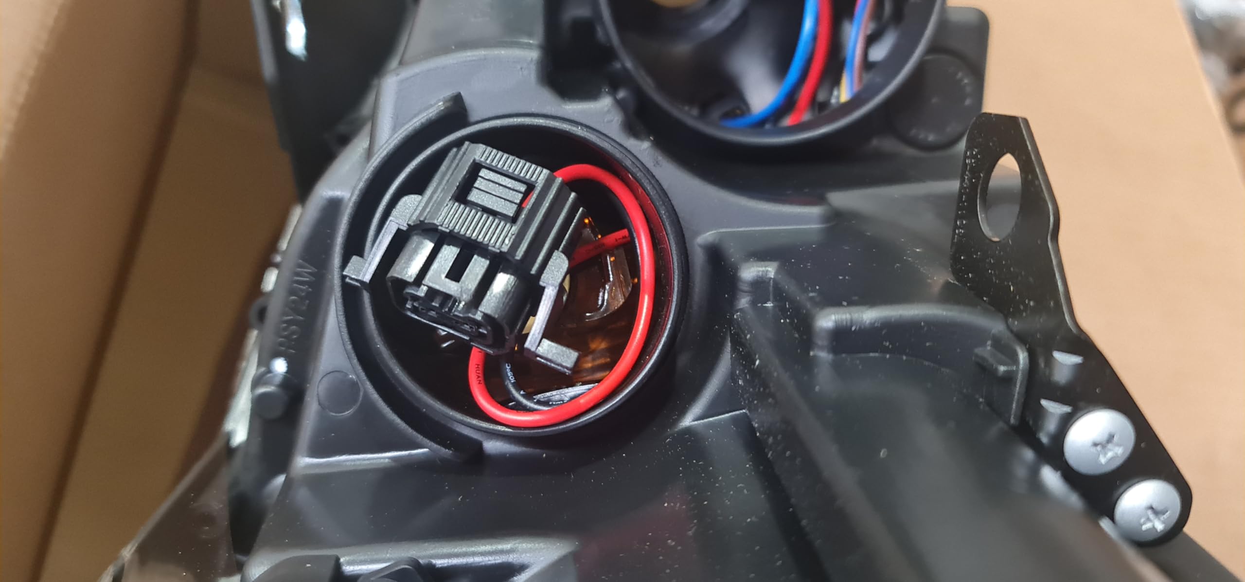 Set Di 2 Fari Anteriori Compatibili Per Golf Vi Mk6 da 2008 a 2012 H7/H15 con Motore Incluso Destro e Sinistro Gruppo Ottico con Luce Diurna