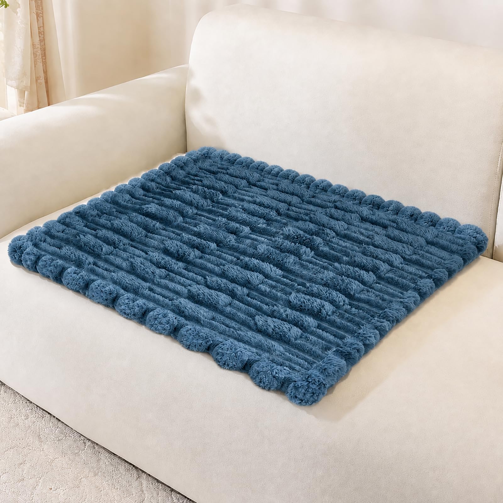 Hiiksolo Waterproof Sofa Cover for Dogs Thick Pet Sofa Protector Non Slip Washable, Couch Cover Furniture Protector for Living Room Light Grey, 70x70cm