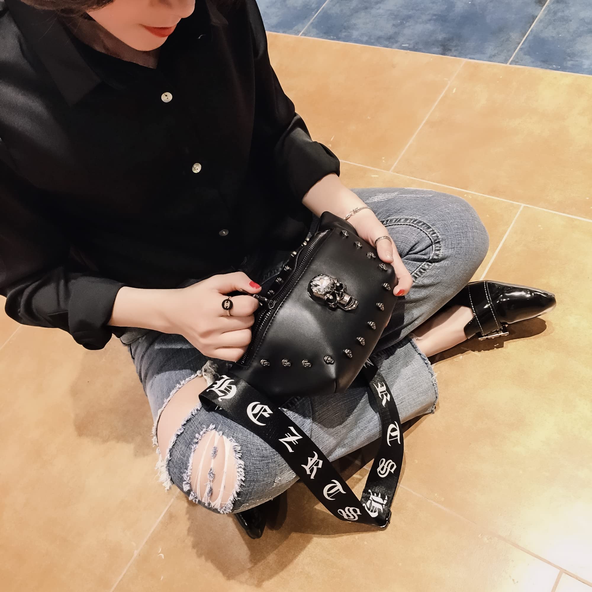 Riñoneras de cuero para mujer, riñonera de cuero a la moda, cangurera negra con diseño de calavera para mujer, bolsa cruzada para cinturón para vacaciones, festivales, viajes, correr, senderismo, 3