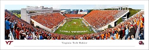 Fútbol Virginia Tech, End Zone - Carteles panorámicos e imágenes enmarcadas por Blakeway Panoramas