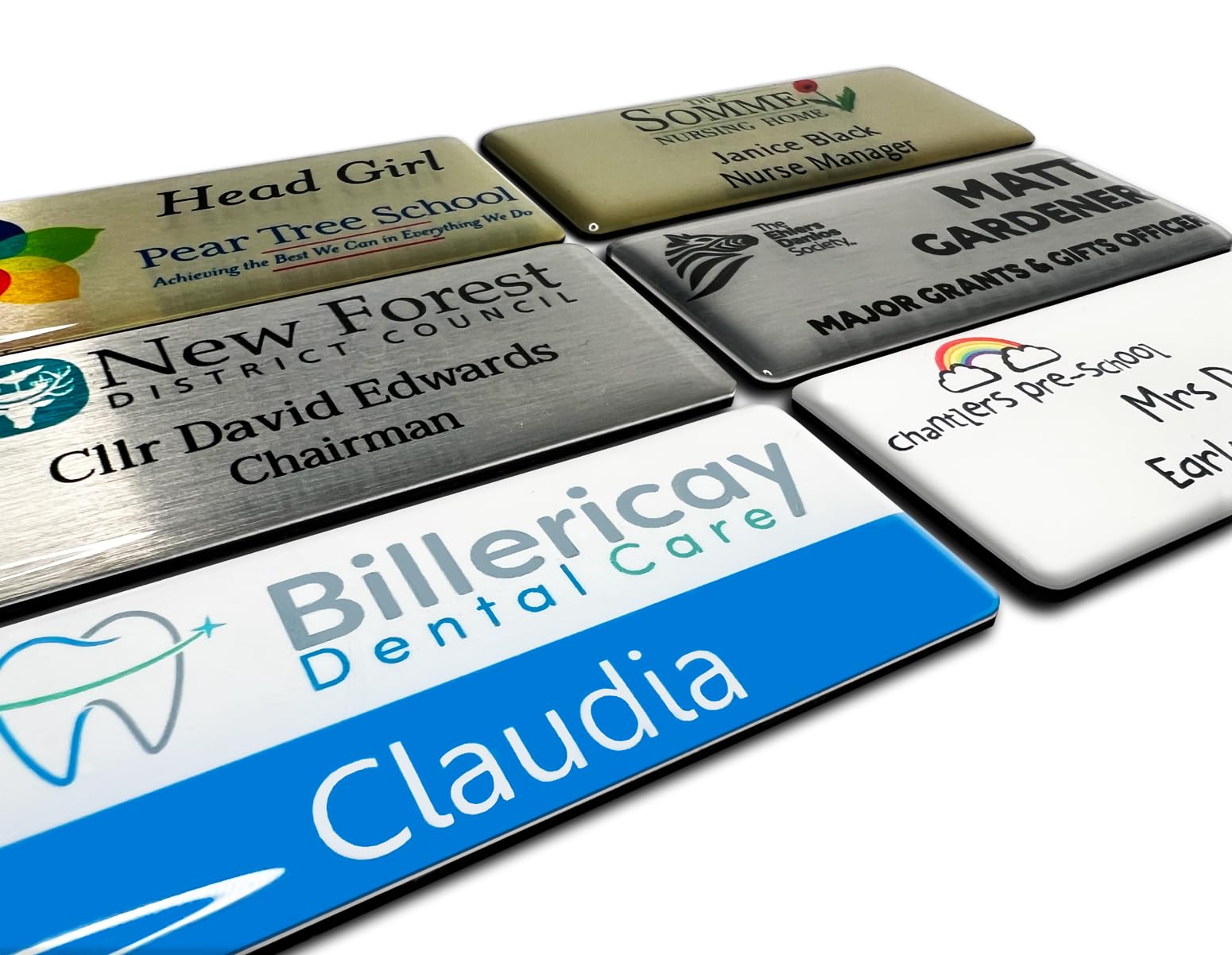 Premium Domed Personalised Printed Logo Names Badges White, Silver & Gold