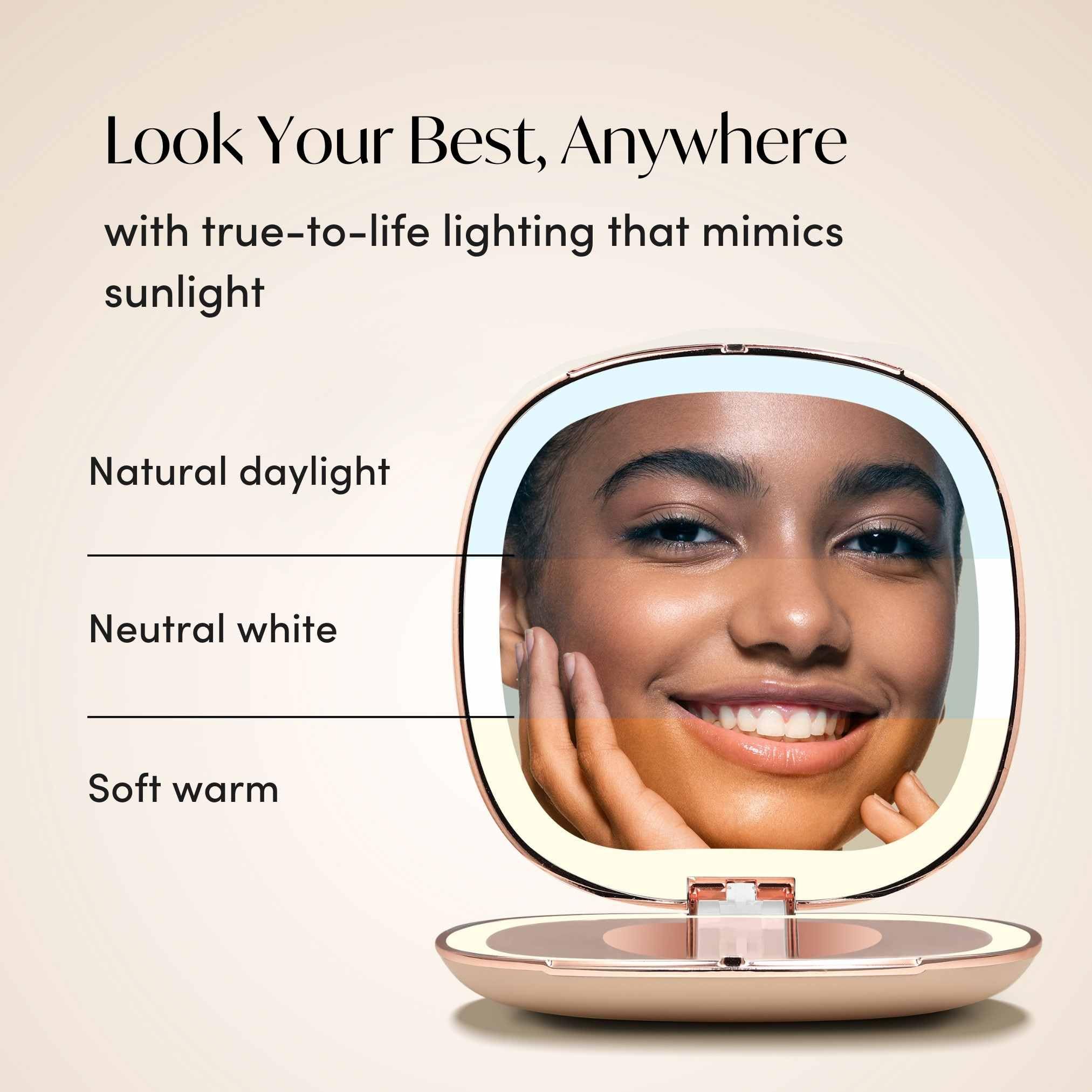 Fancii Mila 2 Specchio da trucco compatto con luce LED, ricaricabile, ingrandimento 10x/1x, sistema di illuminazione Tru-Glow, pelle vegana, piccolo specchio da viaggio per borse (crema champagne)