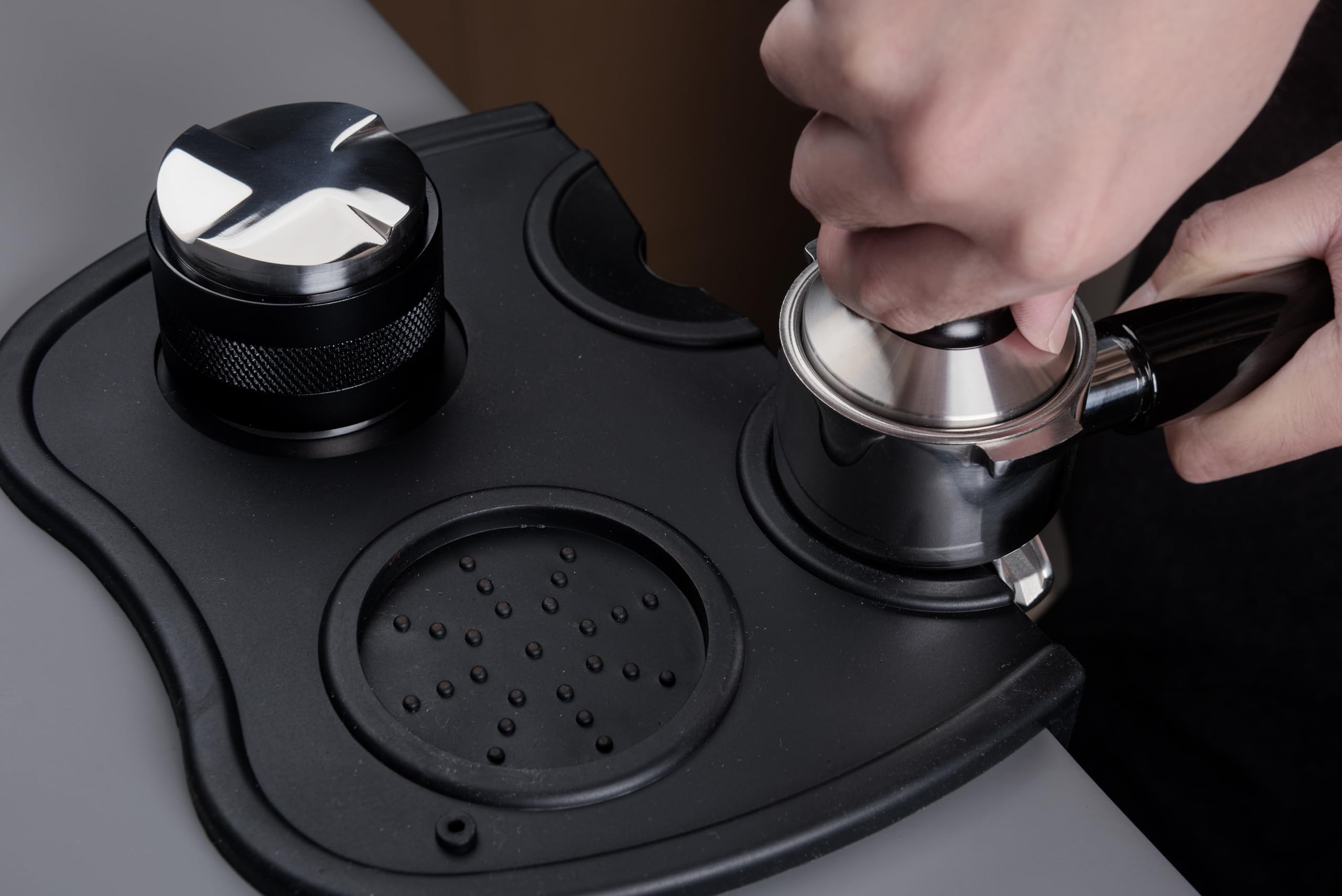 美品 デロンギ スティローザ EC235J-BK La mellow ボトムレス 値下げ デロンギ スティローザ EC235J-BK ボトムレスフィルター付