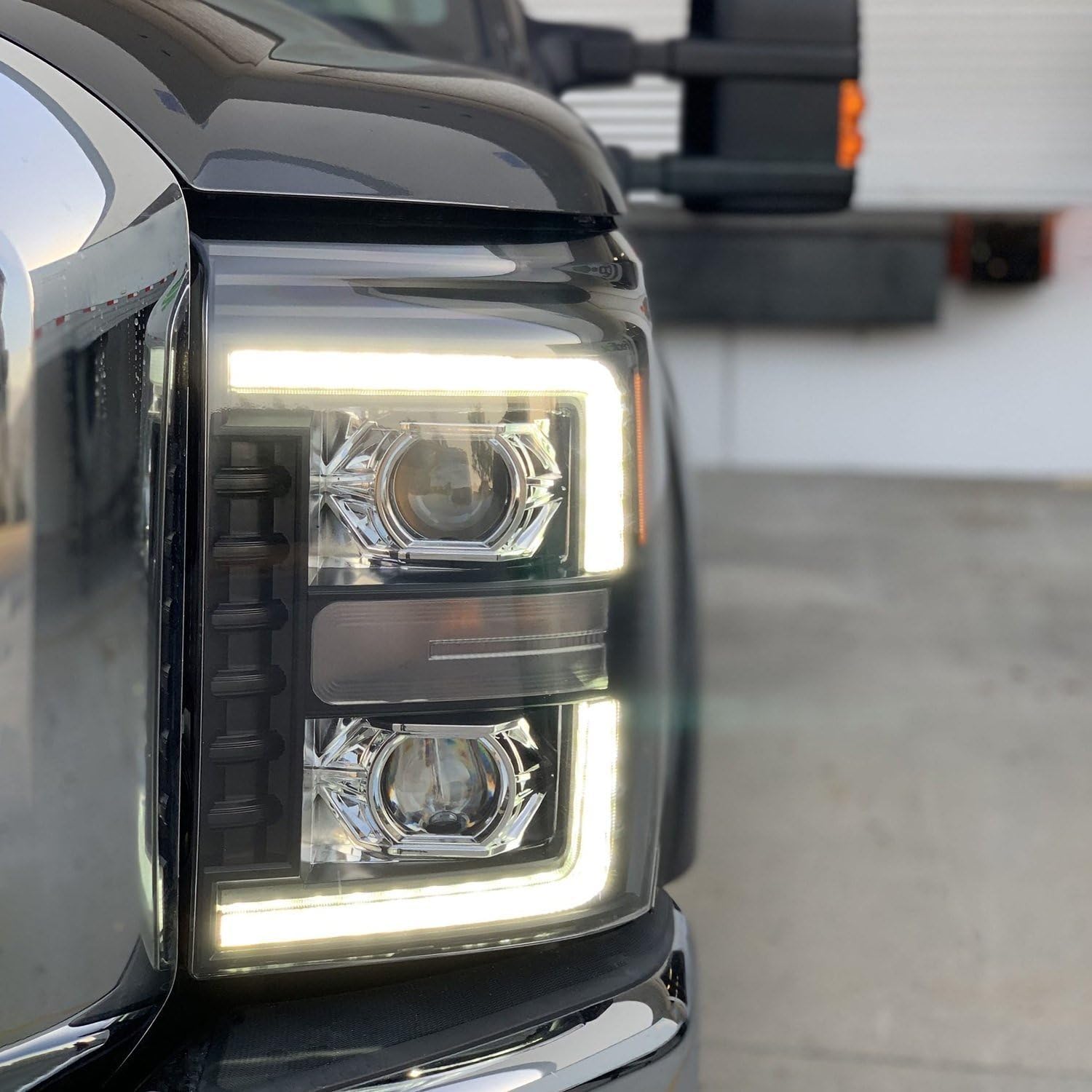 AlphaRex (880141) 11-16 Ford F-250 SD PRO-Series Projector Headlights Plank Style Design Chrome w/Seq Signal
