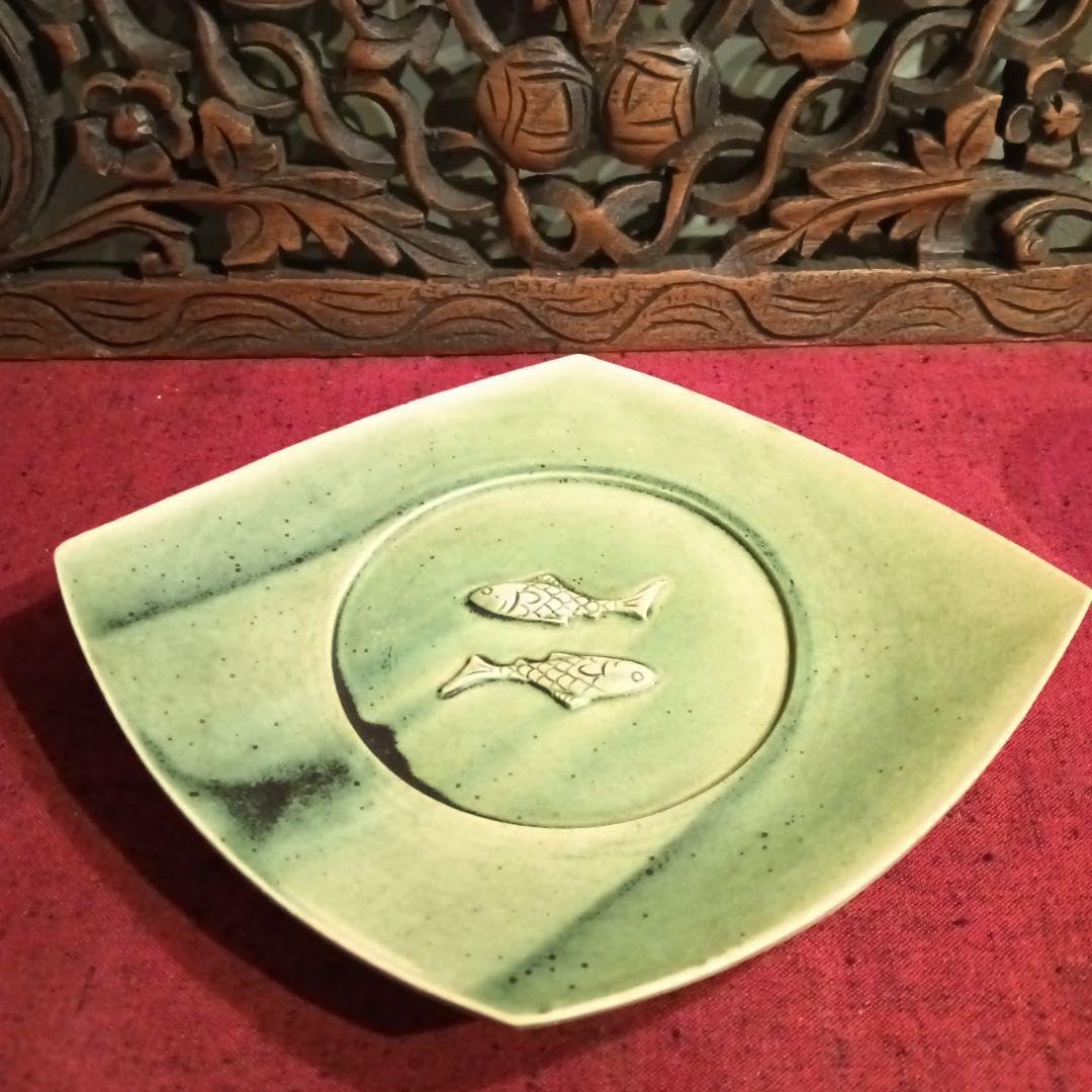 陶器 緑色 魚模様 皿 おしゃれ 皿 模様