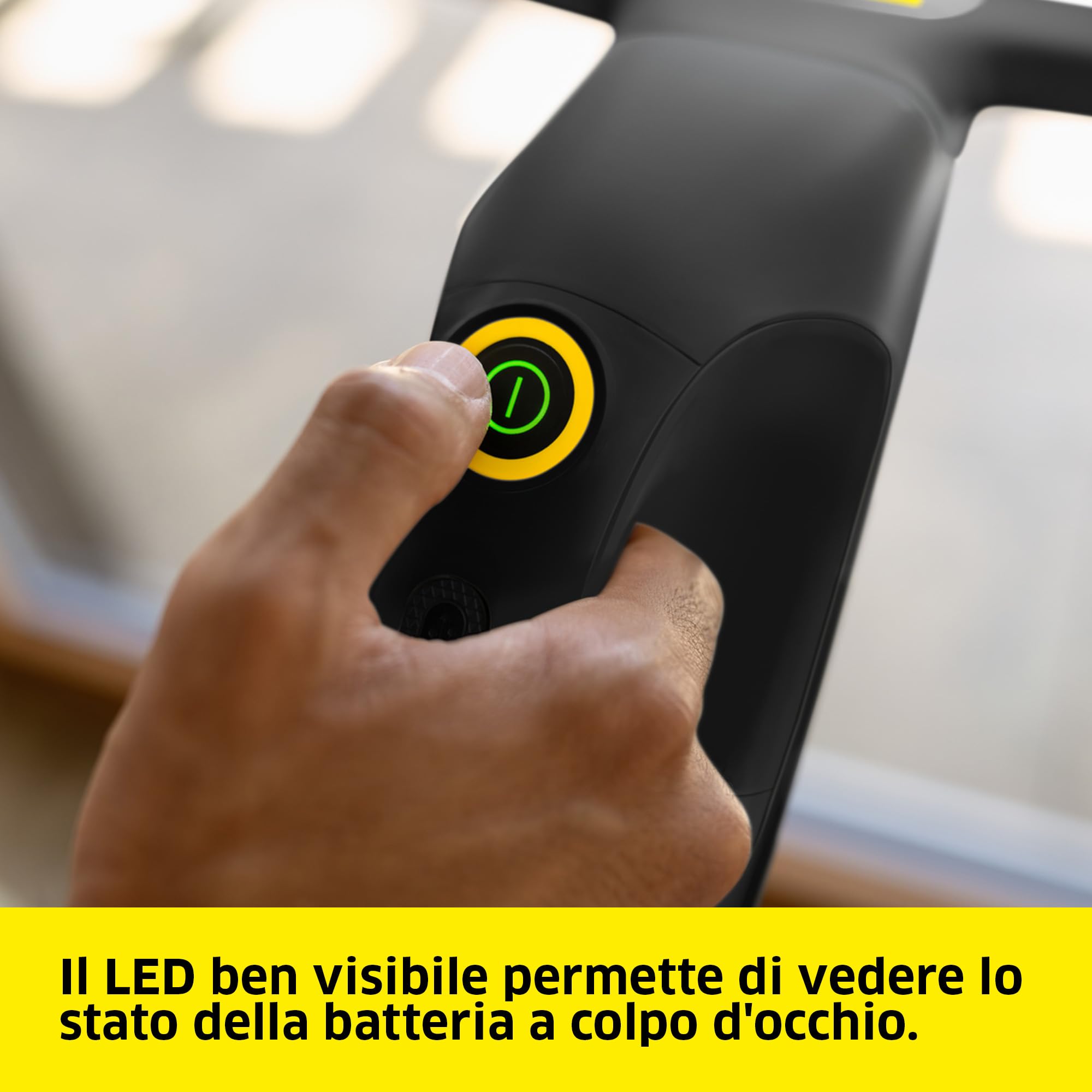 KÄRCHER lavavetri a batteria WV 3 Comfort Precision+ Black, autonomia: 35 min, serbatoio XXL: 200 ml, 2 labbra di aspirazione, flacone spray, gancio per doccia, 500 ml detergente per vetri